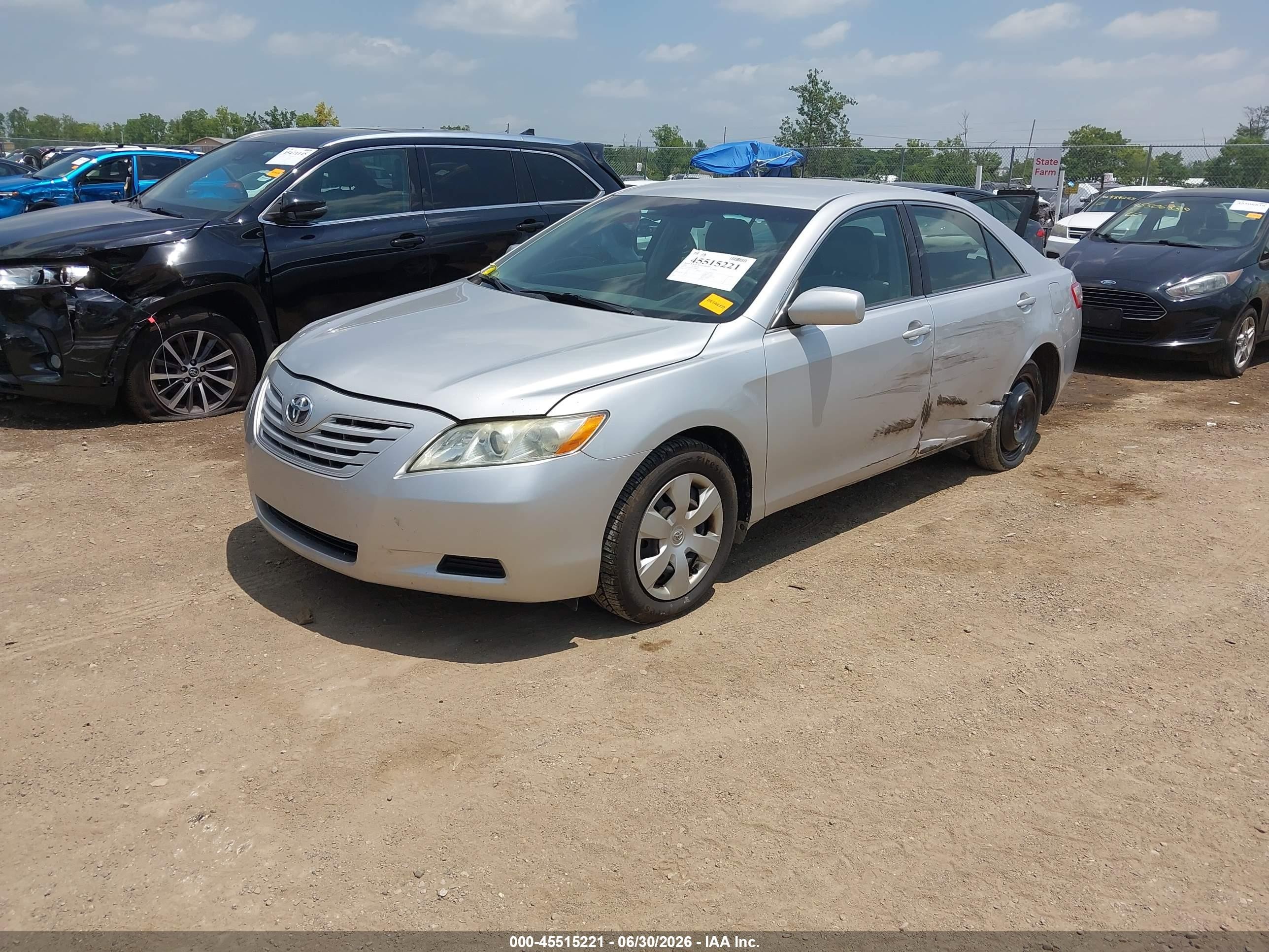 2009 Toyota Camry Le Silver vin: 4T1BE46KX9U386602