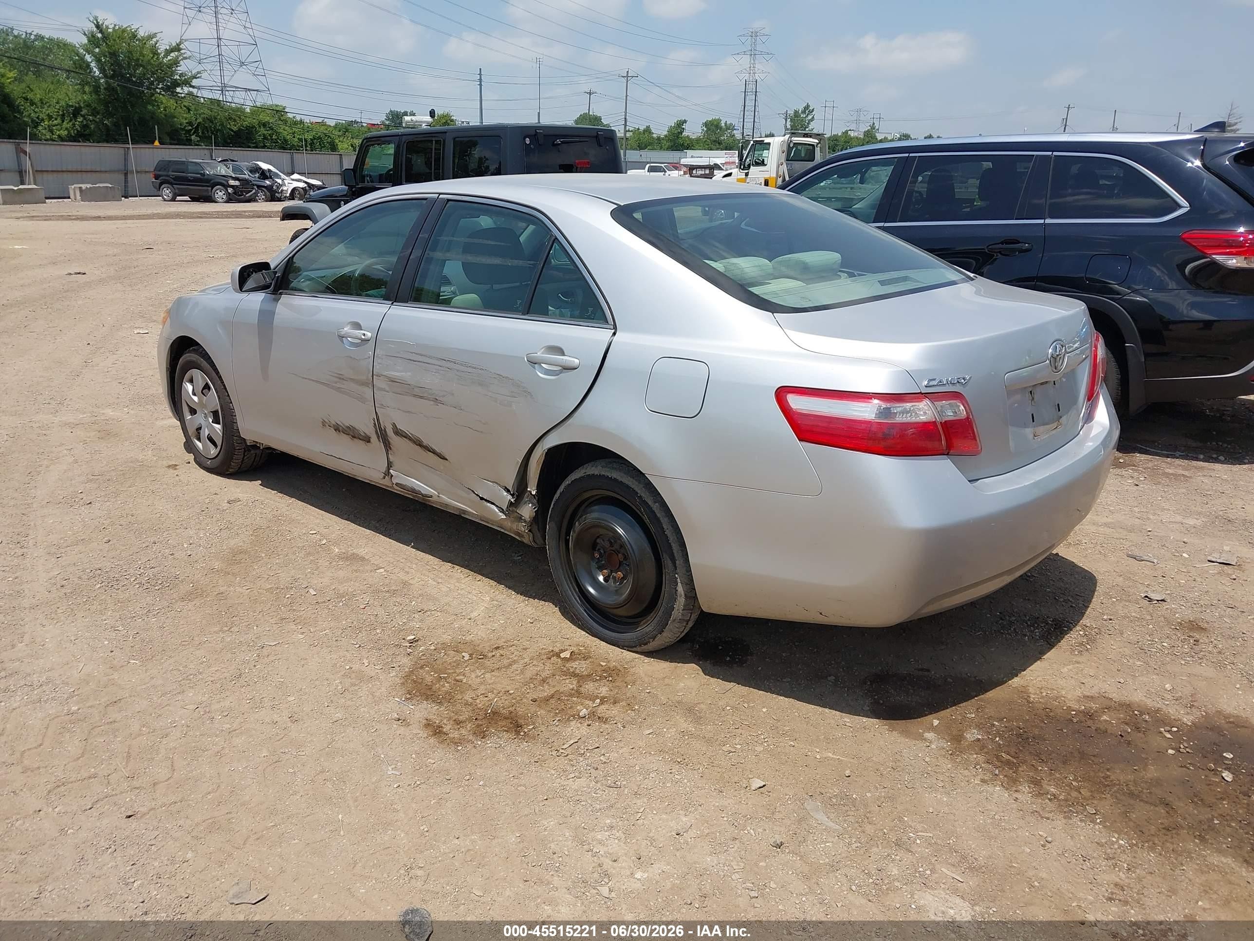2009 Toyota Camry Le Silver vin: 4T1BE46KX9U386602