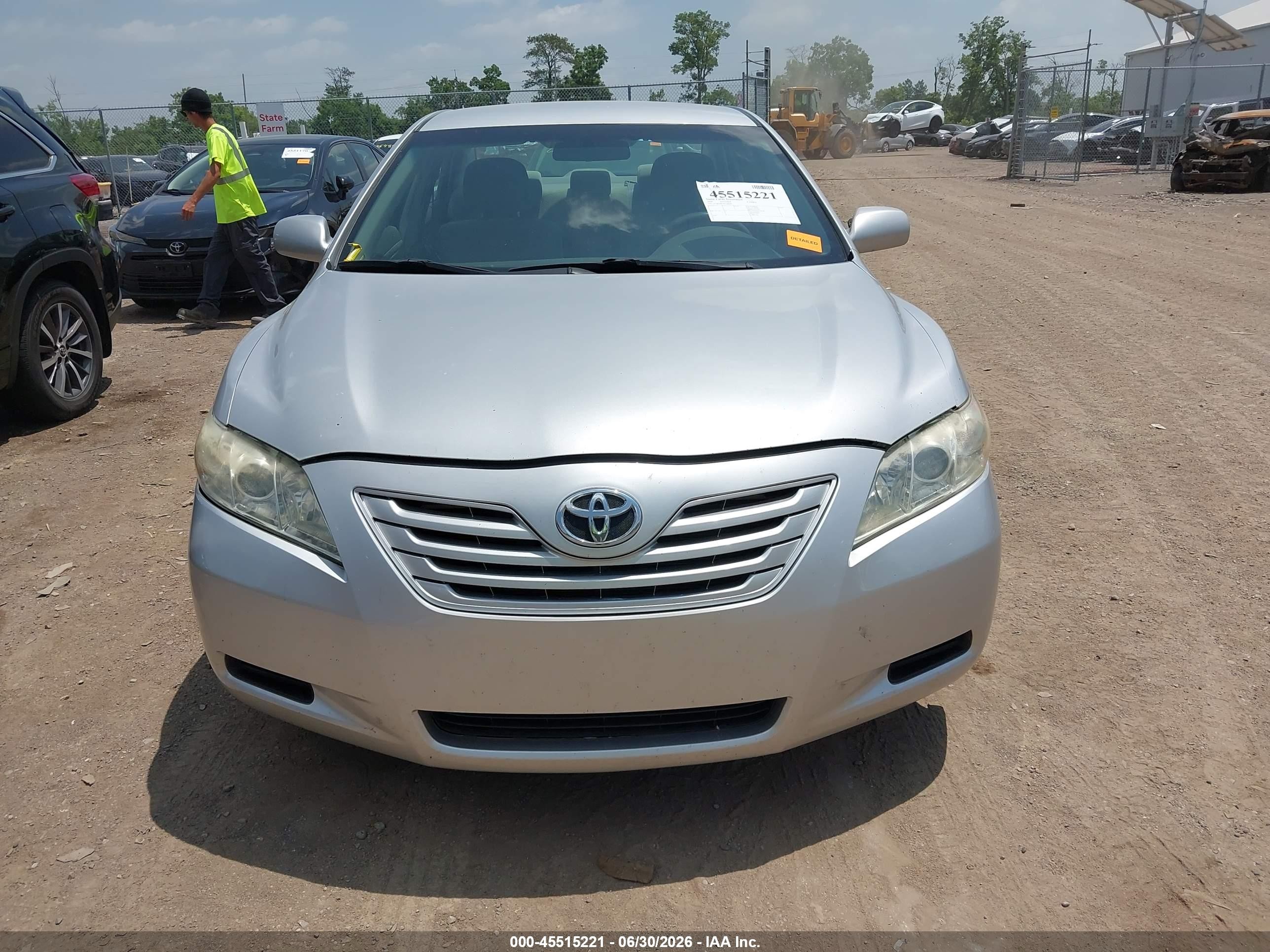2009 Toyota Camry Le Silver vin: 4T1BE46KX9U386602