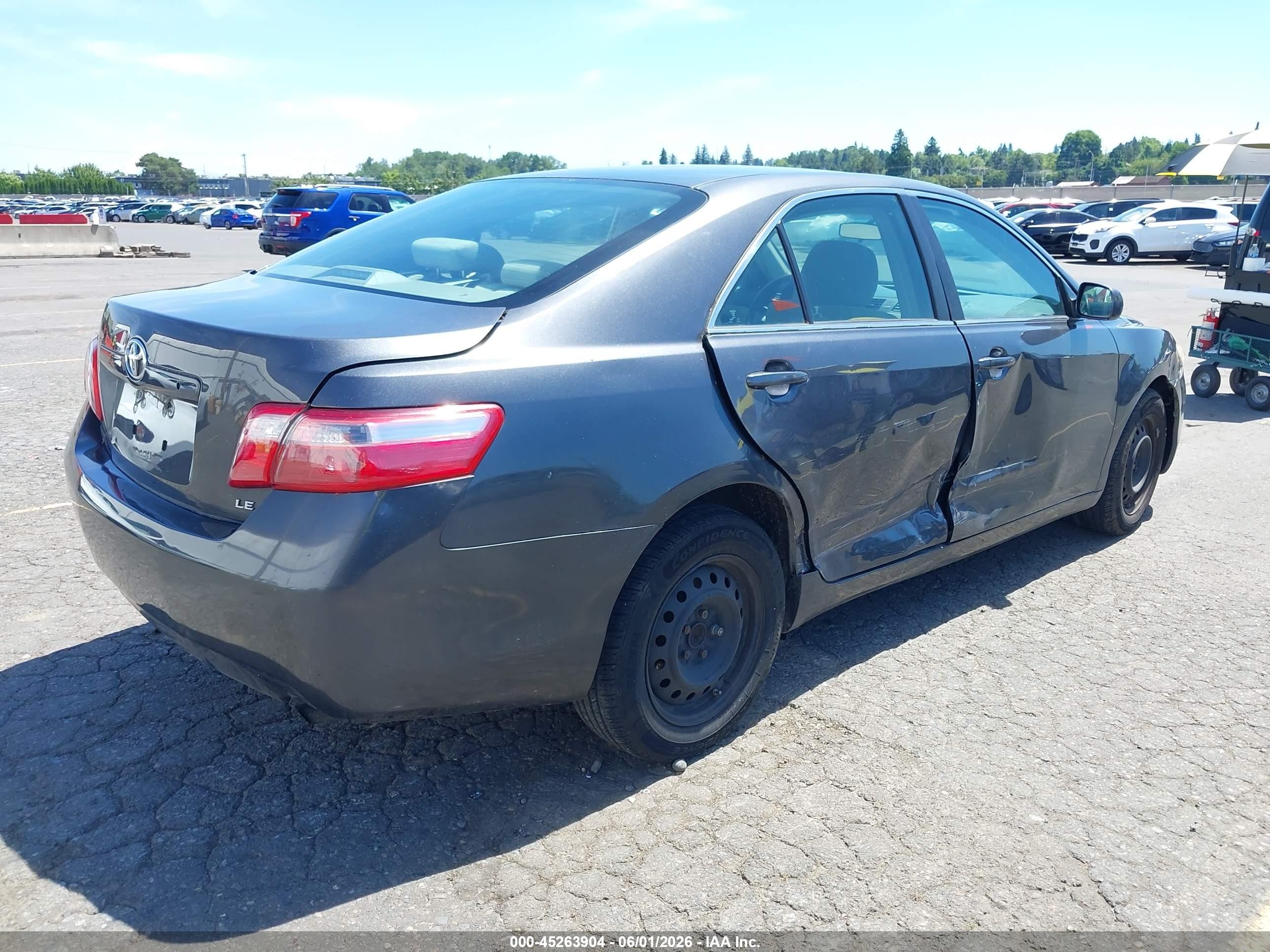 2009 Toyota Camry Le Gray vin: 4T1BE46KX9U393873