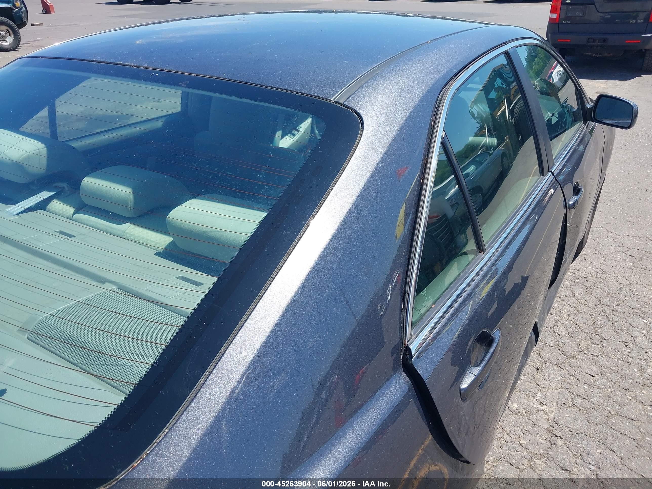2009 Toyota Camry Le Gray vin: 4T1BE46KX9U393873