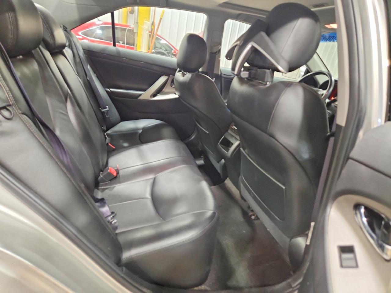 2009 Toyota Camry Se Silver vin: 4T1BE46KX9U397101