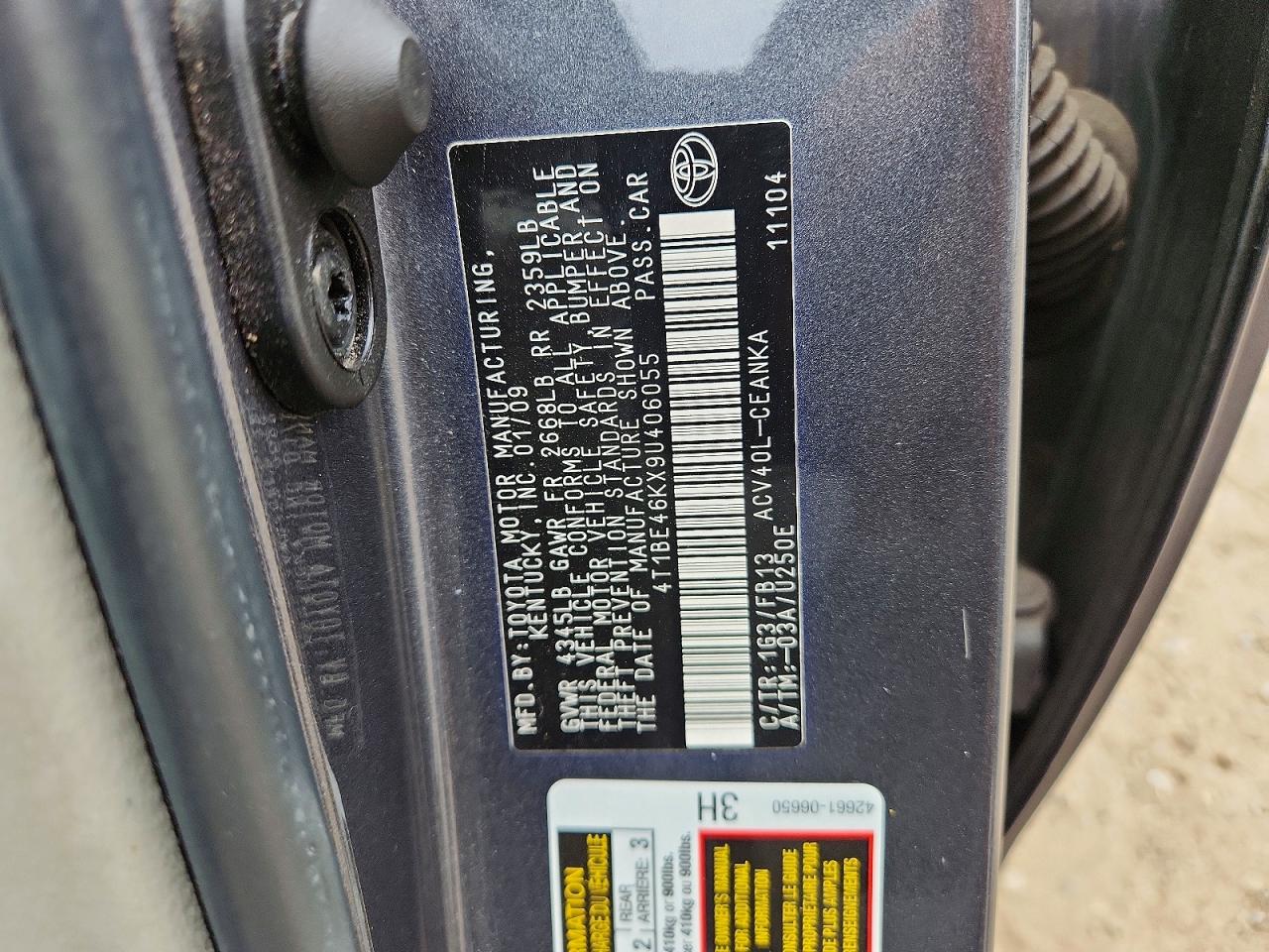 2009 Toyota Camry Le Gray vin: 4T1BE46KX9U406055