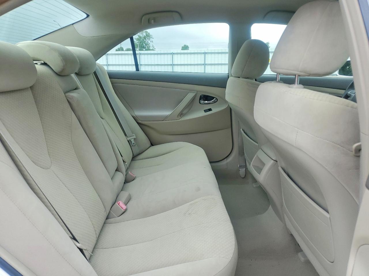 2009 Toyota Camry Base White vin: 4T1BE46KX9U808531