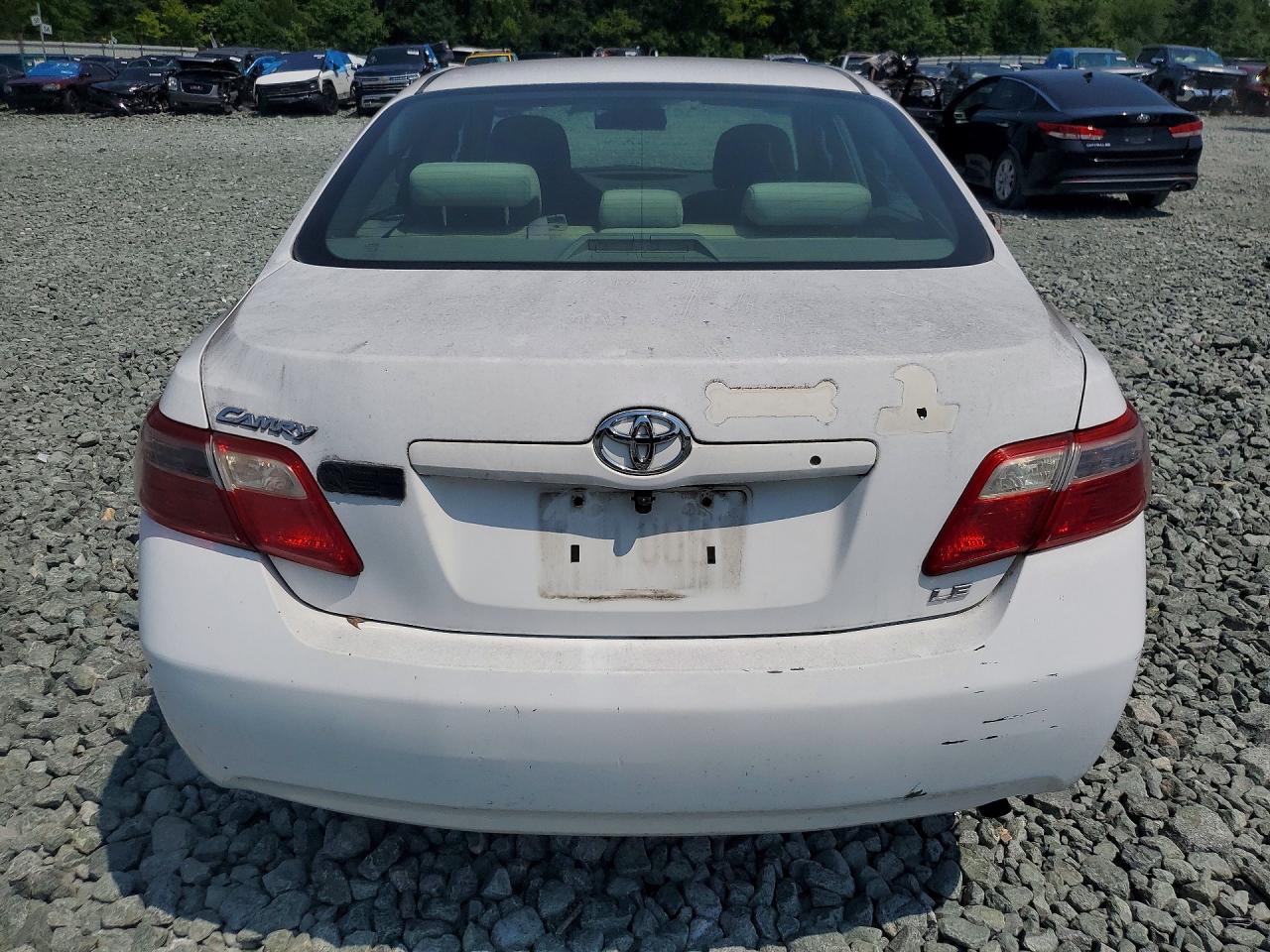 2009 Toyota Camry Le White vin: 4T1BE46KX9U823353