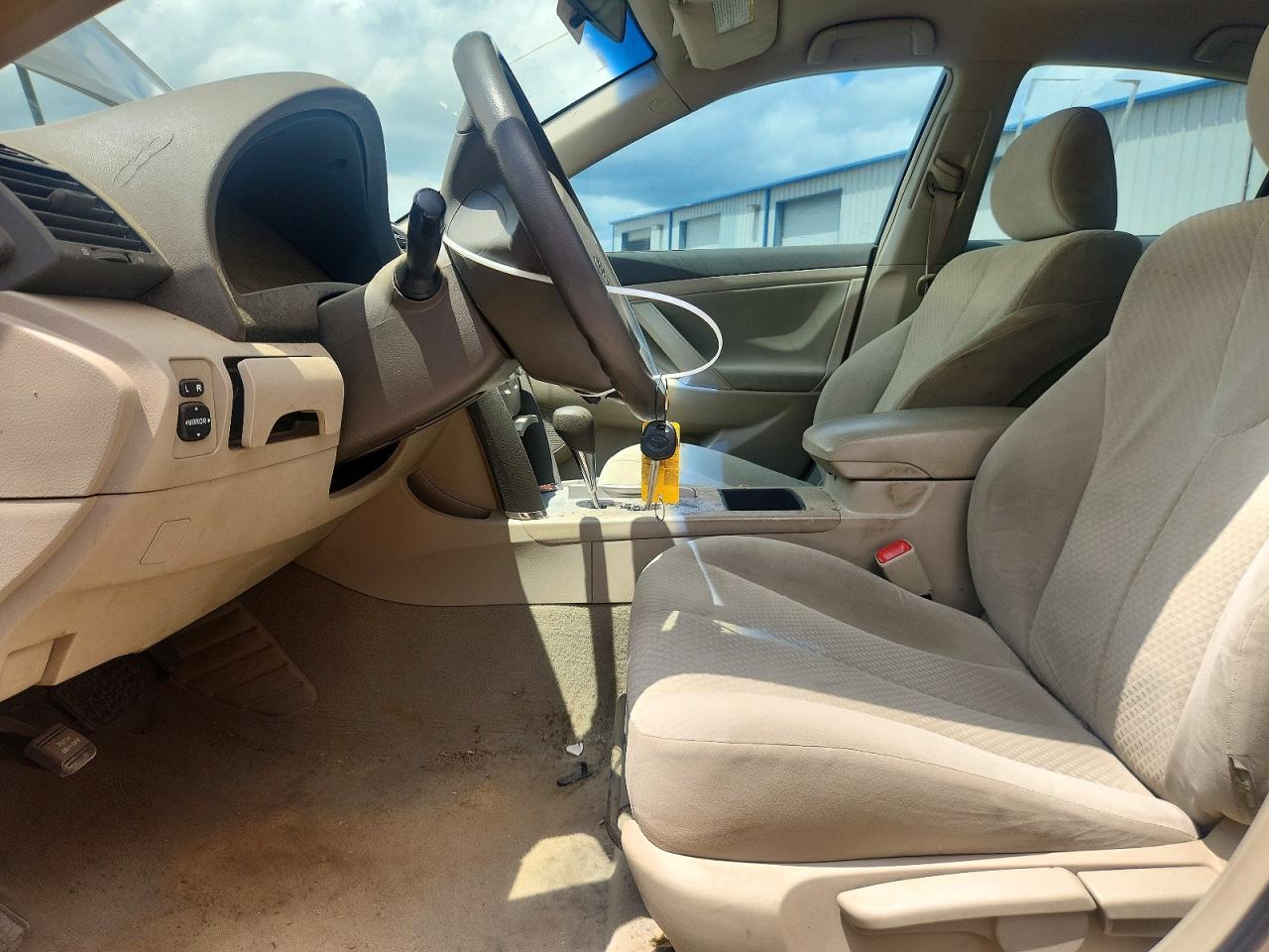 2009 Toyota Camry Base Gold vin: 4T1BE46KX9U877591