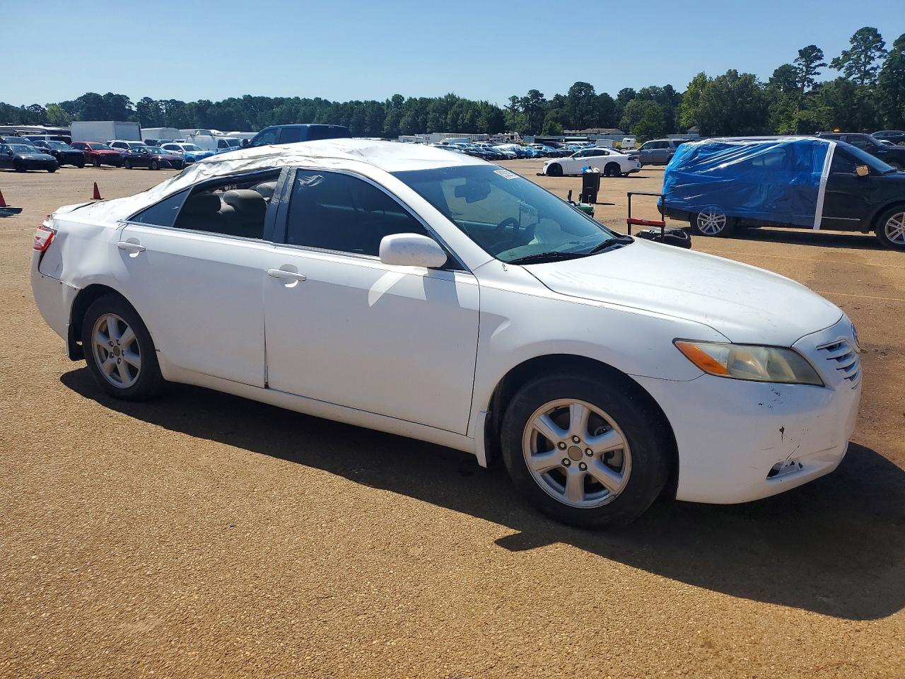 2009 Toyota Camry Le White vin: 4T1BE46KX9U881236
