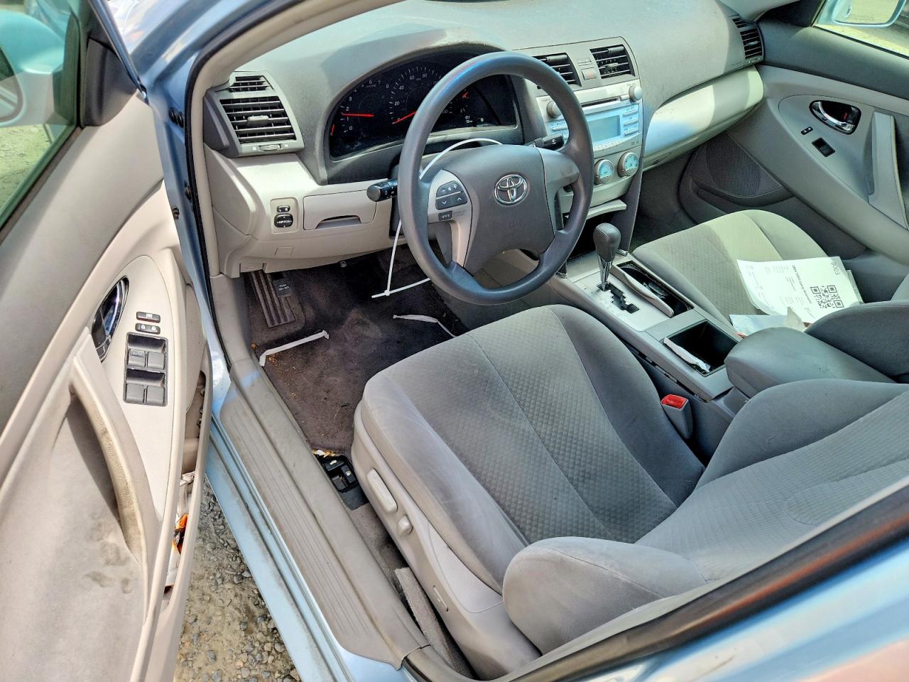 2009 Toyota Camry Le Blue vin: 4T1BE46KX9U889451