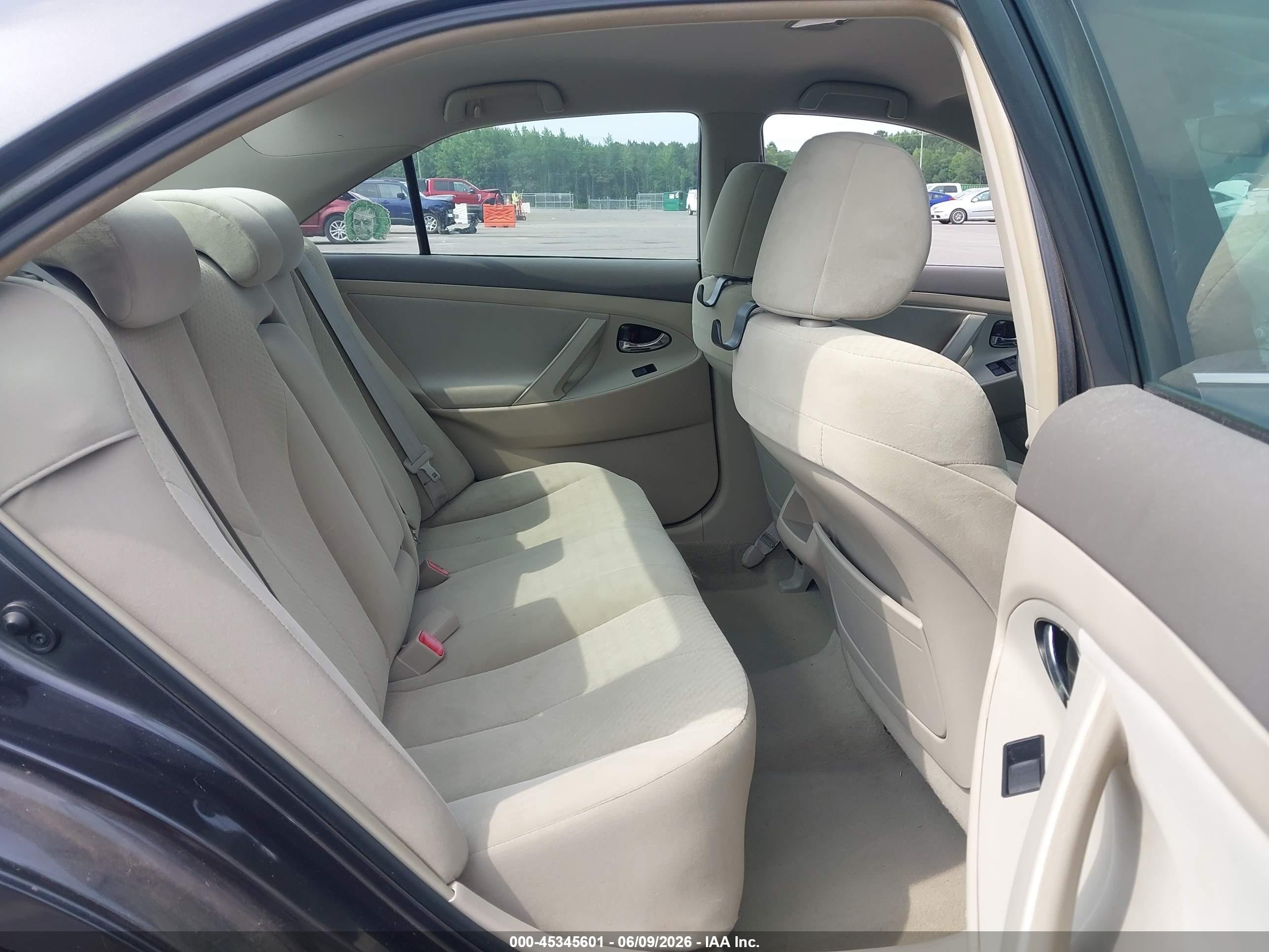 2009 Toyota Camry Le Серый vin: 4T1BE46KX9U917541