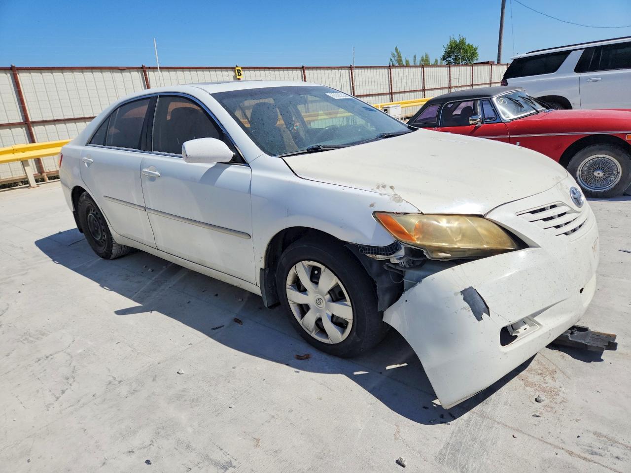 2009 Toyota Camry Le White vin: 4T1BE46KX9U918205