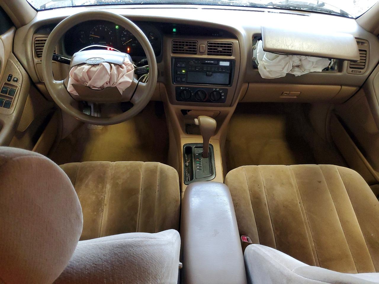 1996 Toyota Avalon Xl Tan vin: 4T1BF12B0TU083739