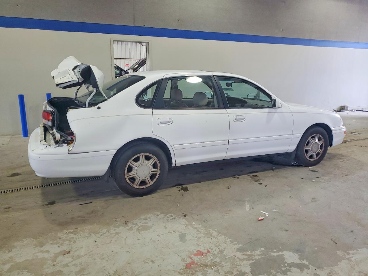 1996 Toyota Avalon Xls White vin: 4T1BF12B0TU098628