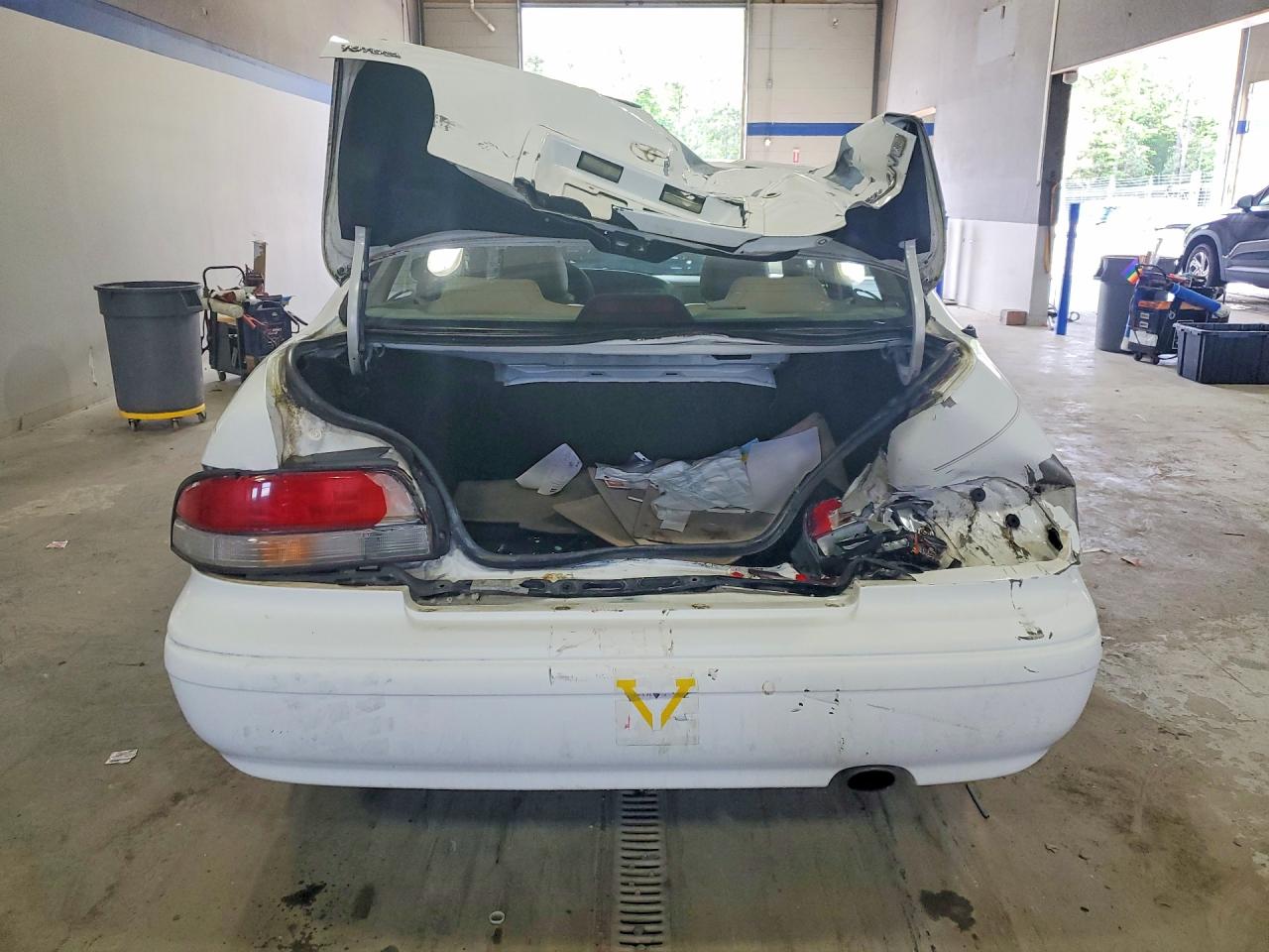 1996 Toyota Avalon Xls White vin: 4T1BF12B0TU098628