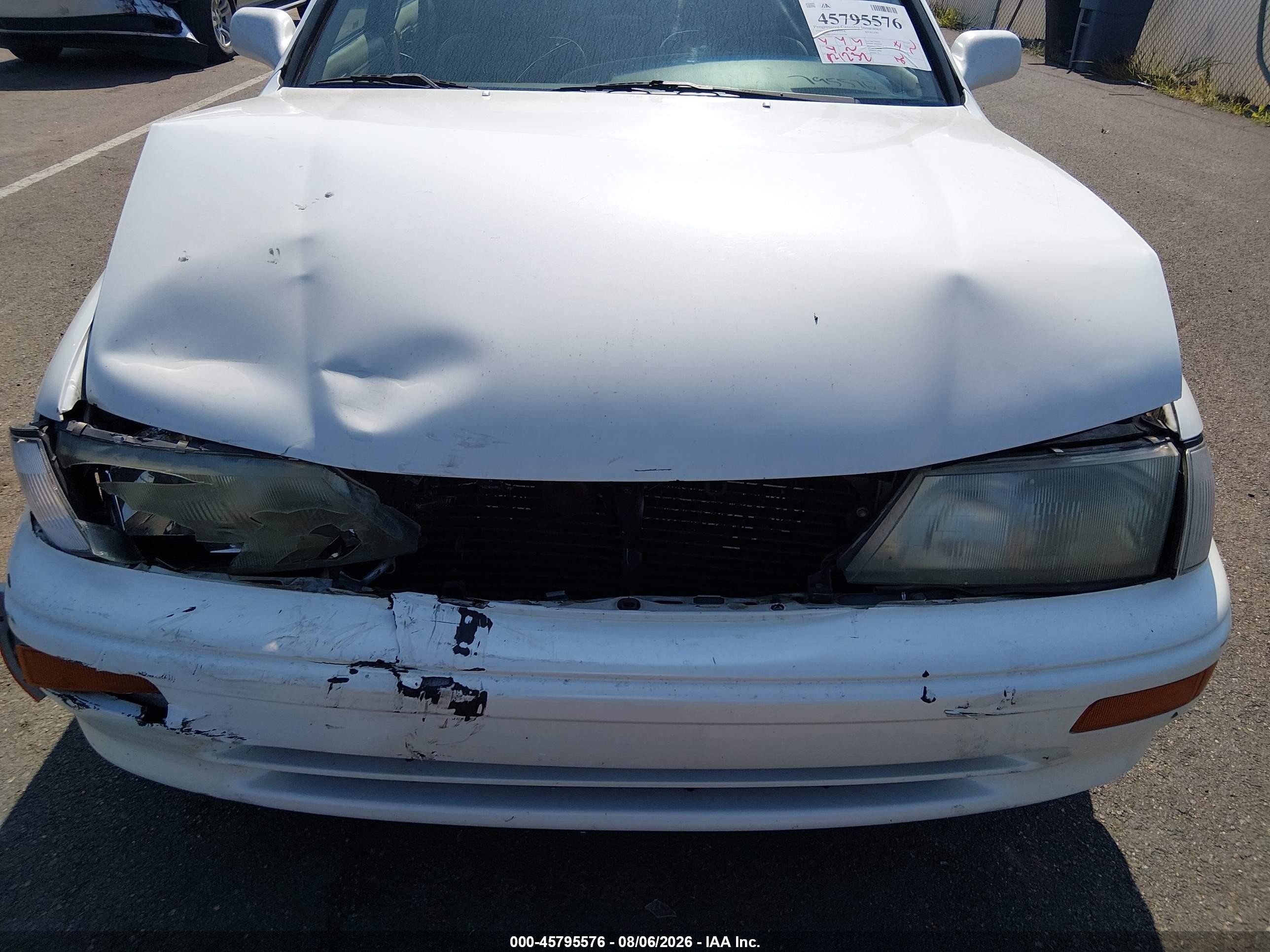 1997 Toyota Avalon Xl White vin: 4T1BF12B0VU165358