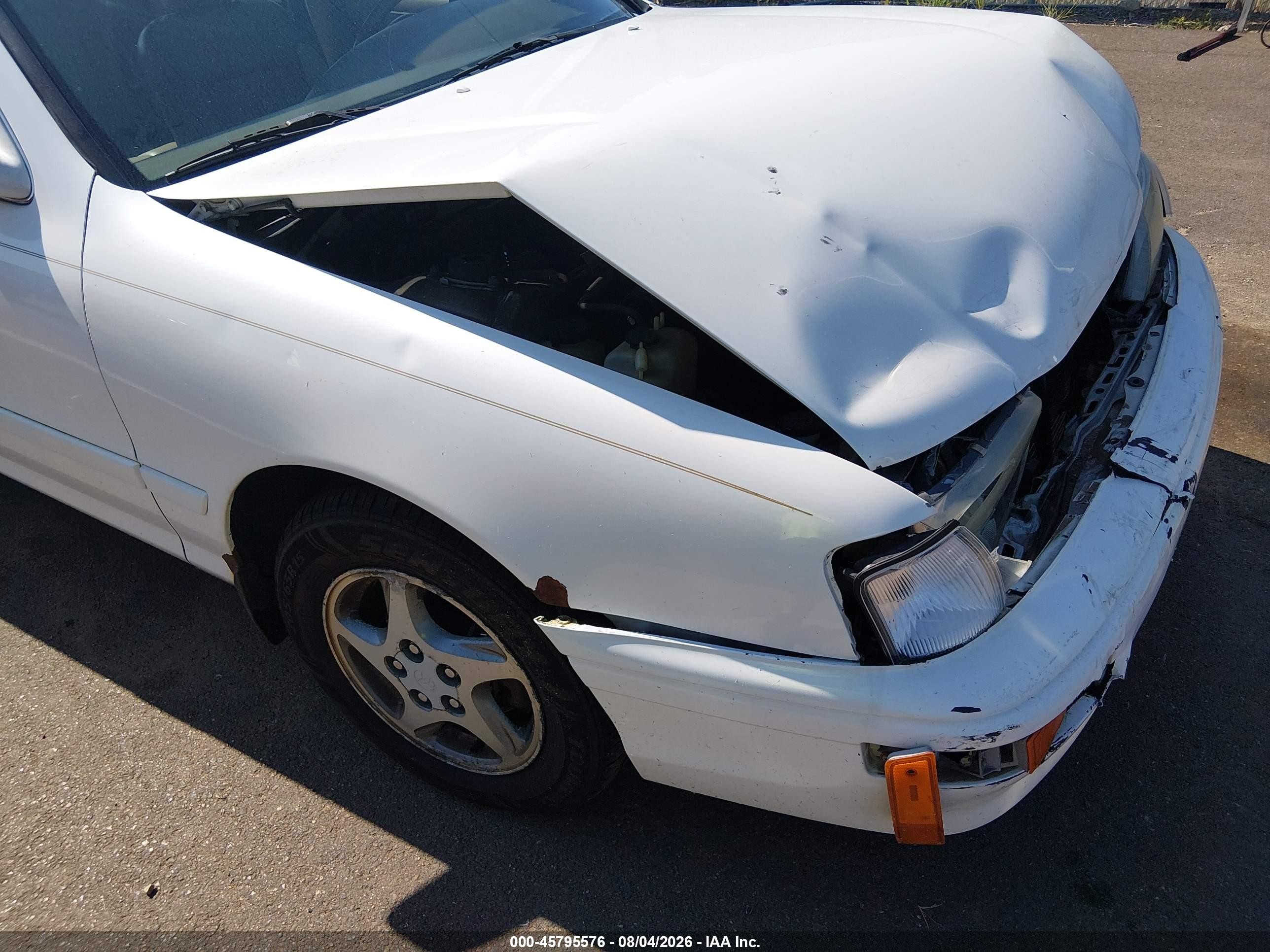 1997 Toyota Avalon Xl White vin: 4T1BF12B0VU165358