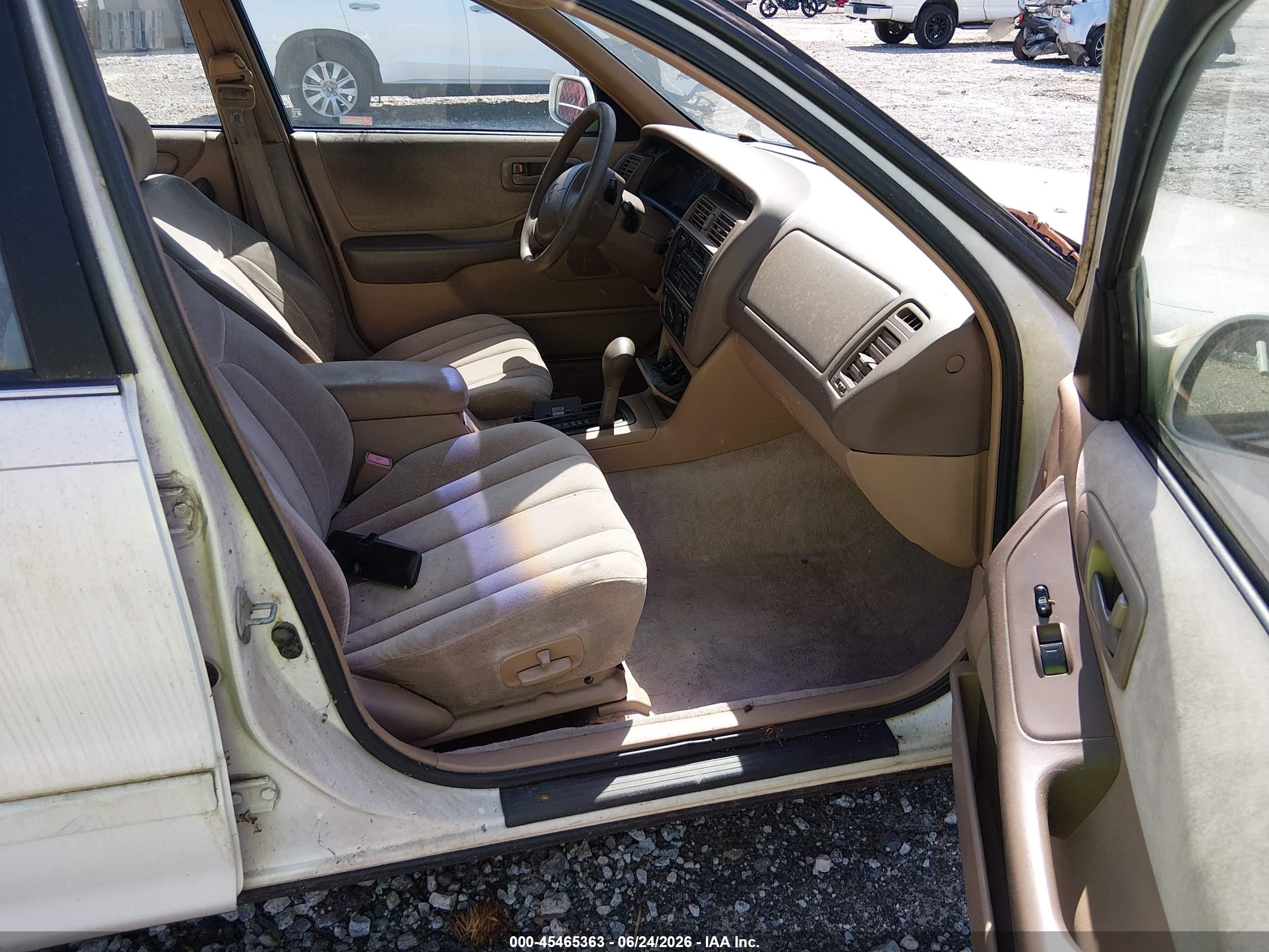 1997 Toyota Avalon Xl White vin: 4T1BF12B0VU181527