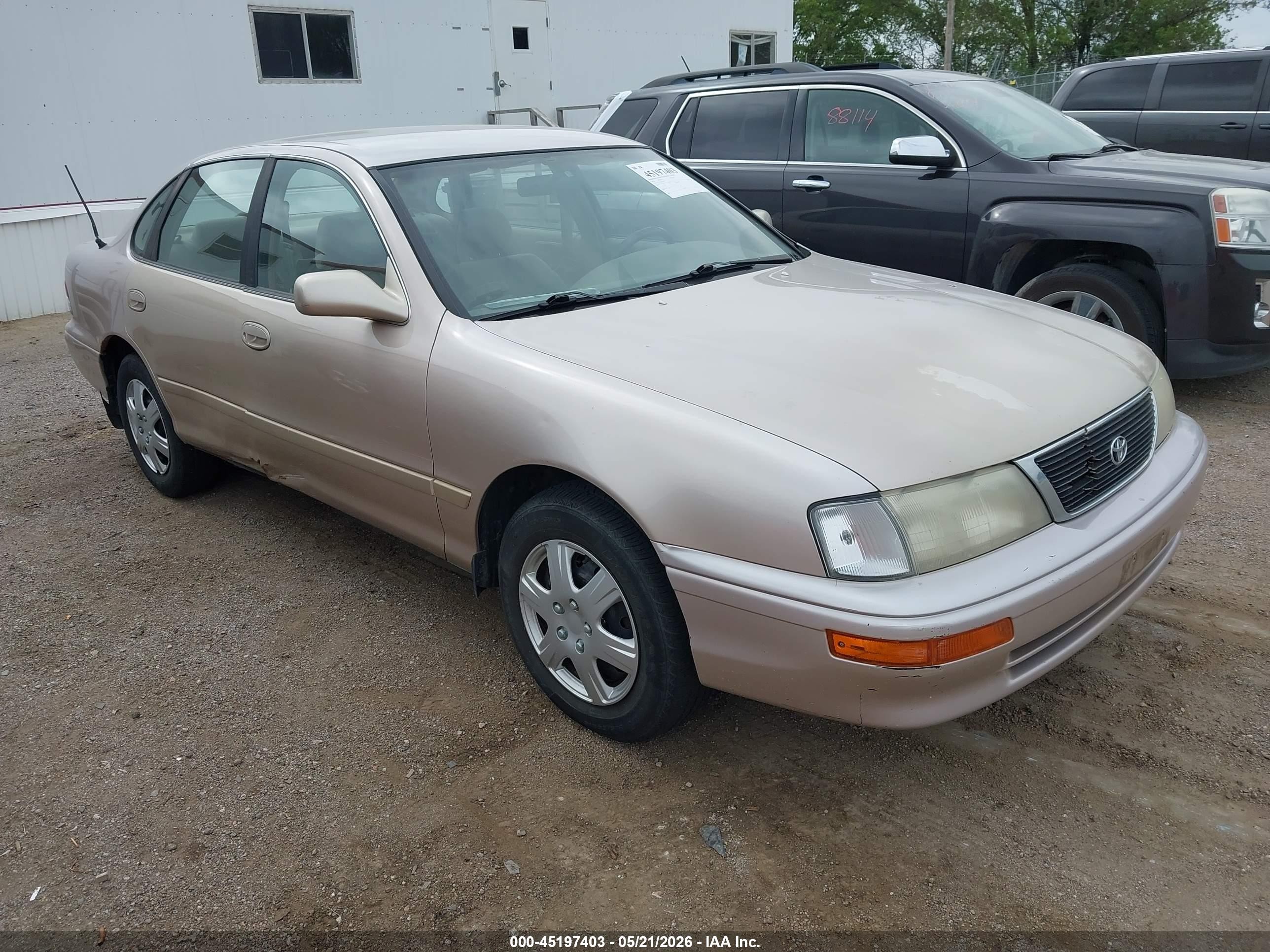 1996 Toyota Avalon Xl/xls Золотой vin: 4T1BF12B1TU090523