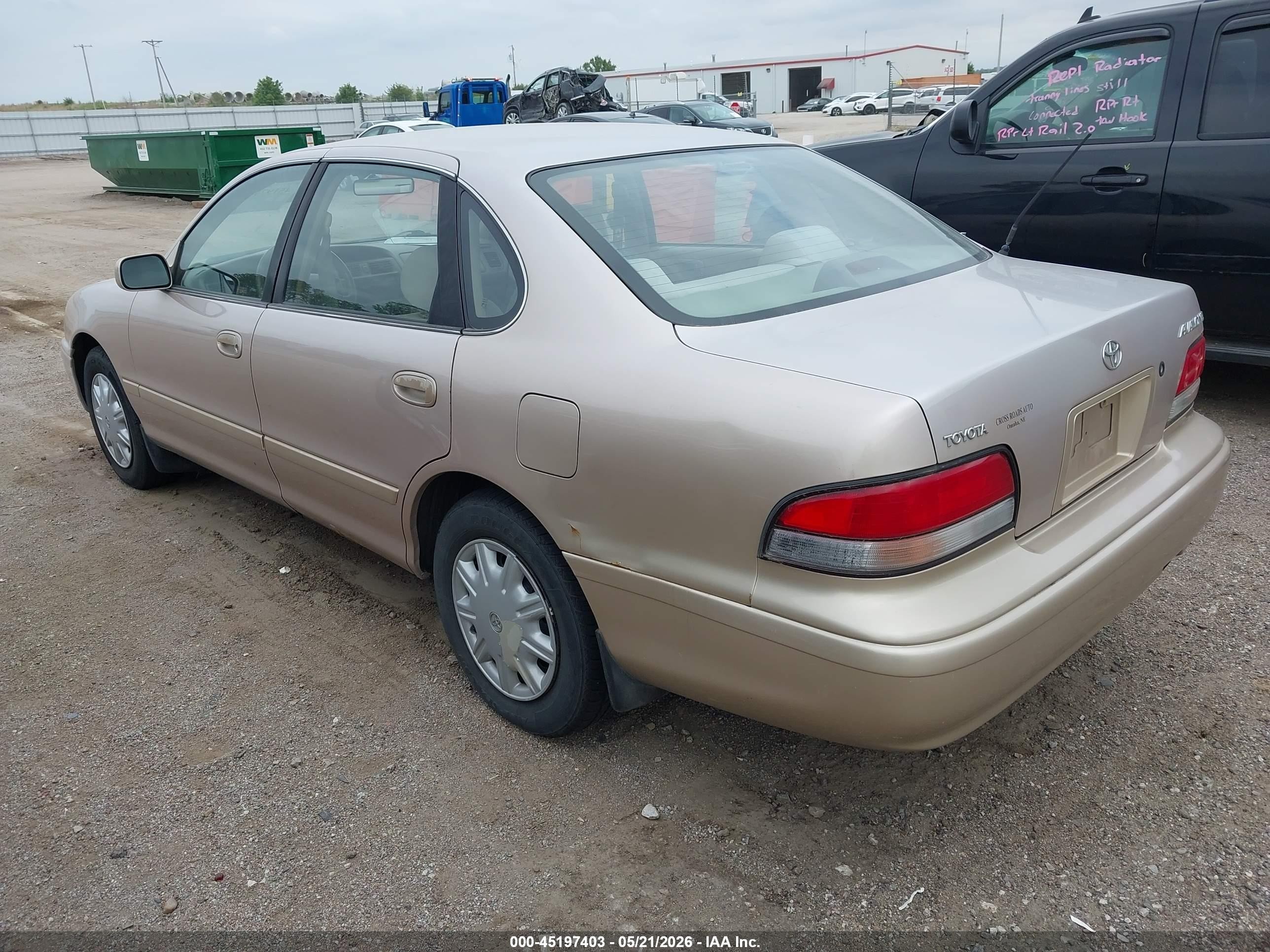 1996 Toyota Avalon Xl/xls Золотой vin: 4T1BF12B1TU090523