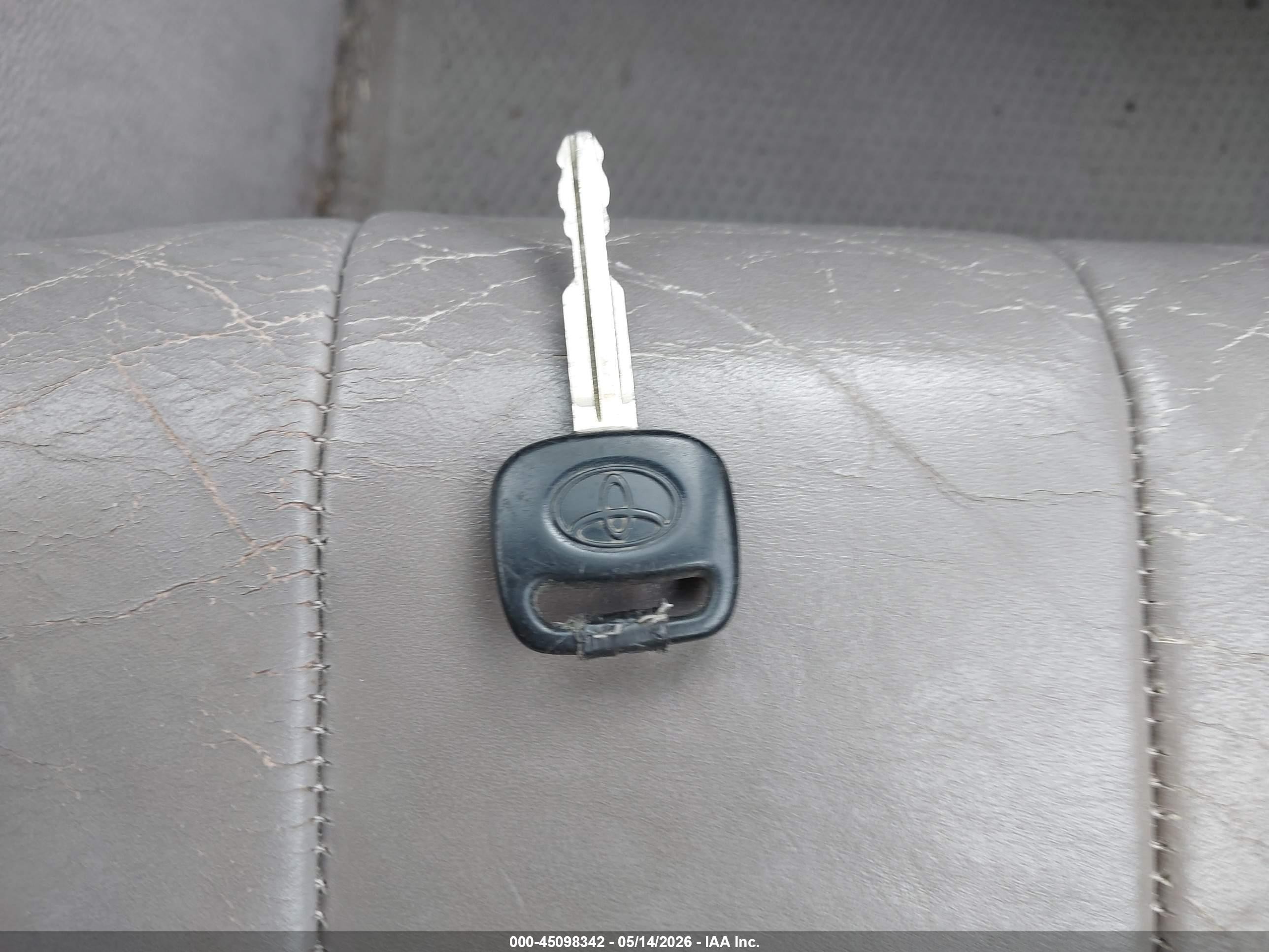 1996 Toyota Avalon Xl/xls Белый vin: 4T1BF12B1TU104162