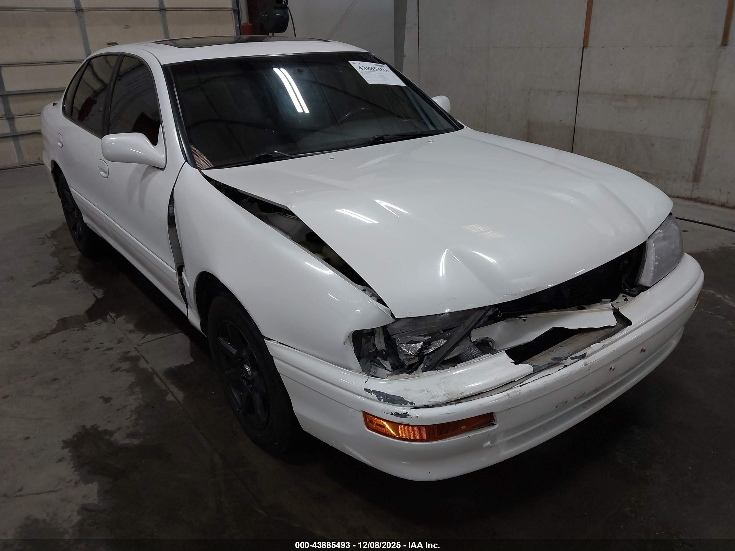 1996 Toyota Avalon Xl/xls White vin: 4T1BF12B2TU100153