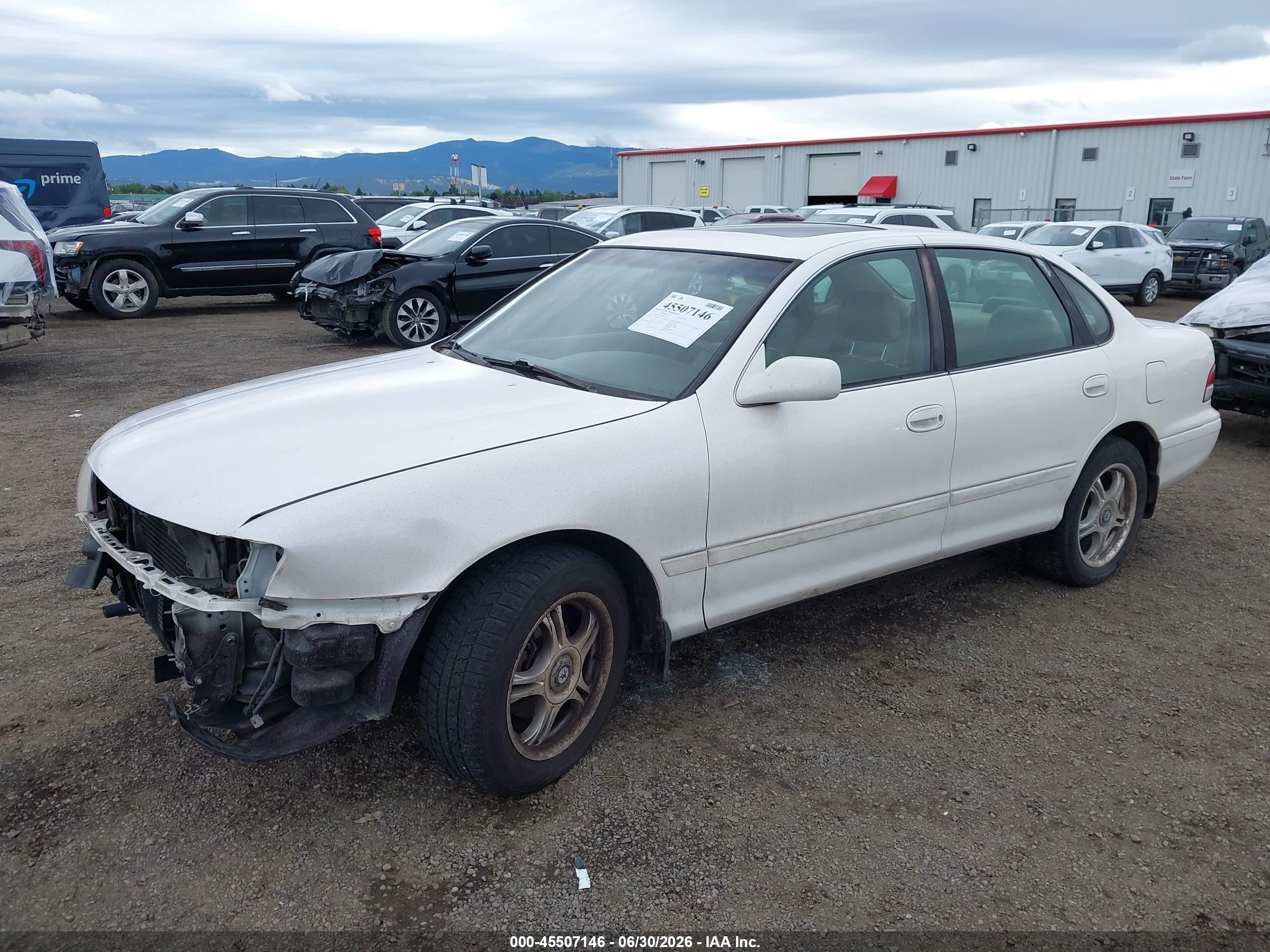 1997 Toyota Avalon Xls White vin: 4T1BF12B2VU180301