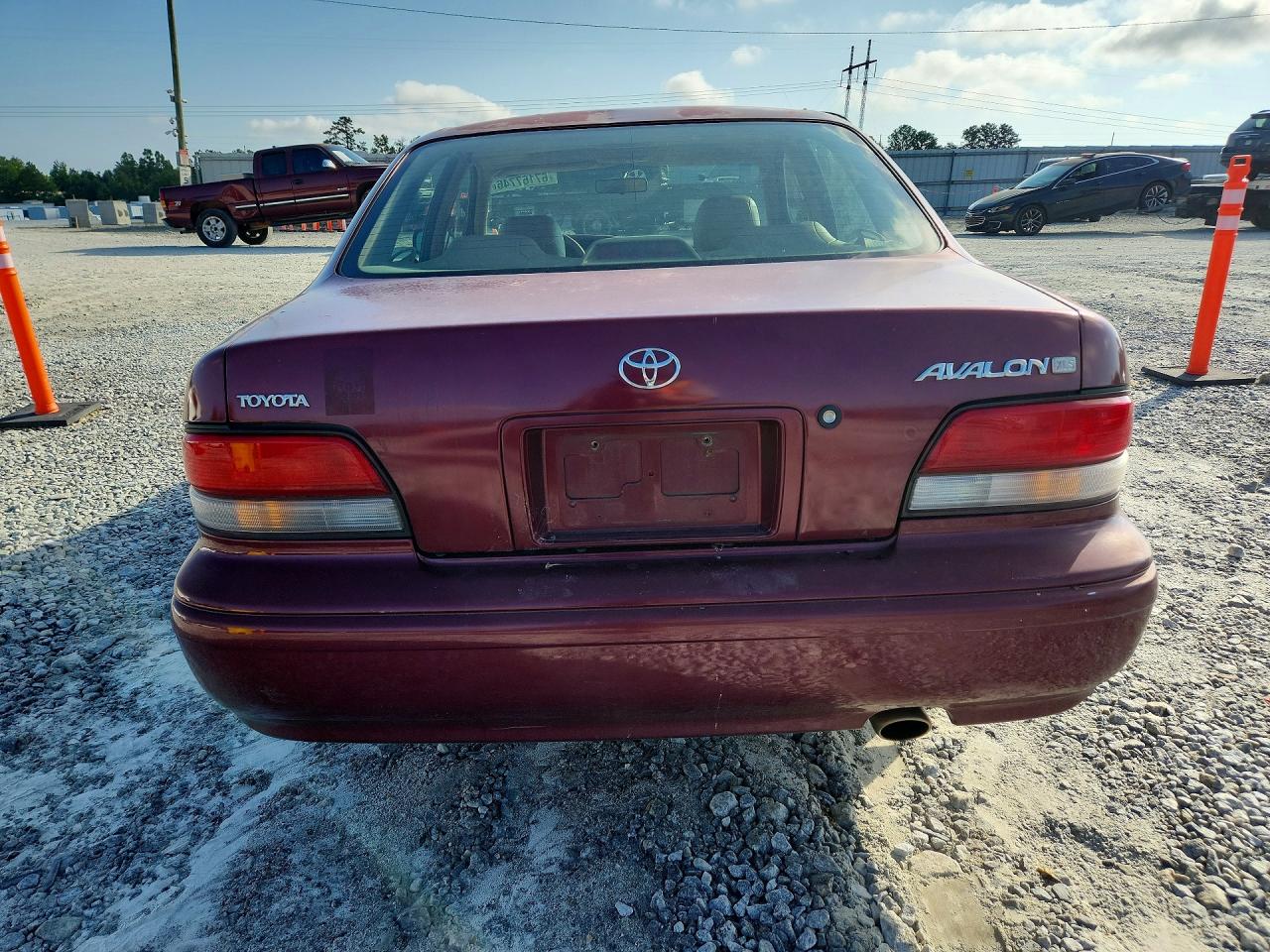 1997 Toyota Avalon Xls Burgundy vin: 4T1BF12B4VU139541