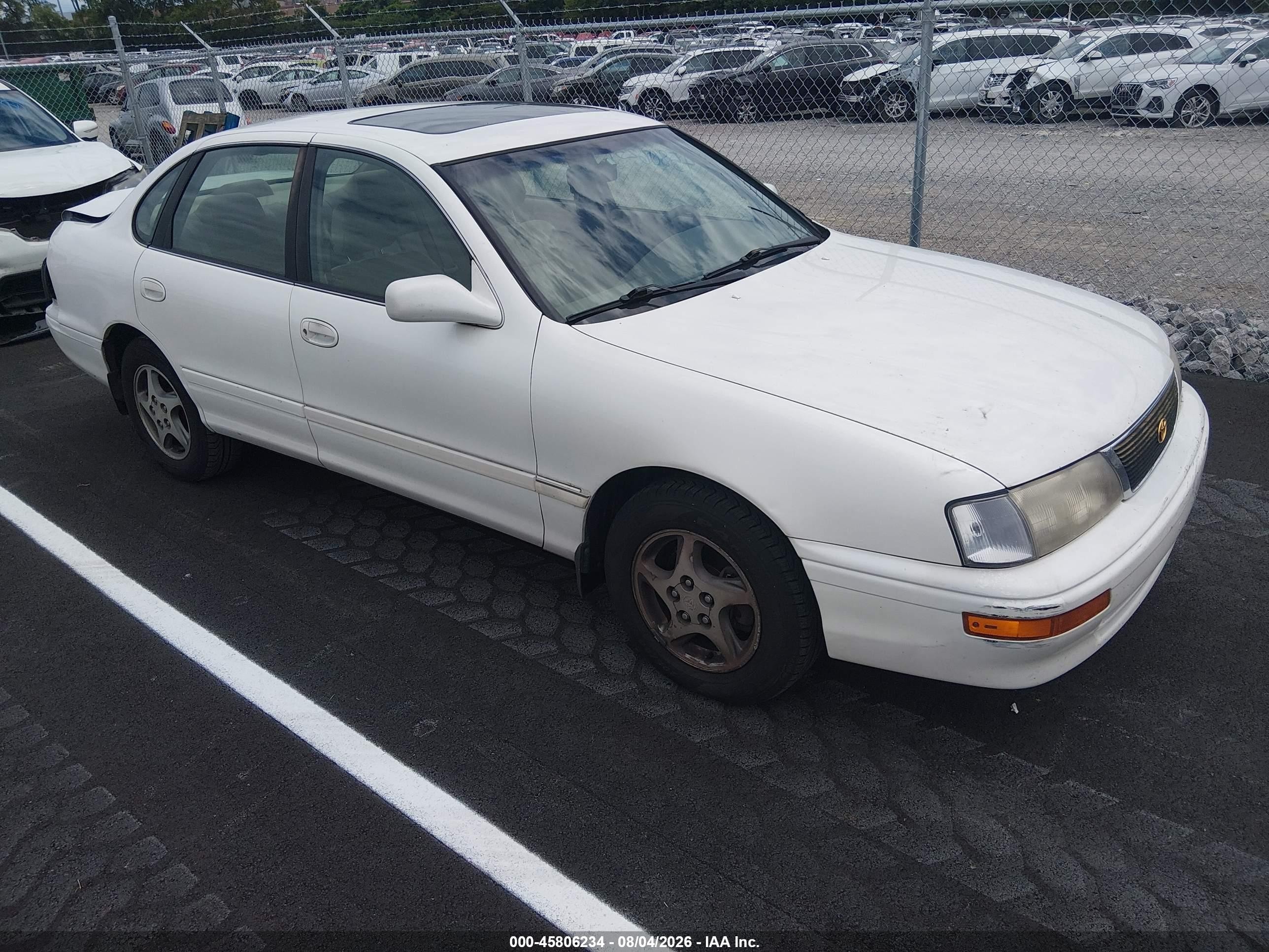 1997 Toyota Avalon Xl Белый vin: 4T1BF12B4VU181546