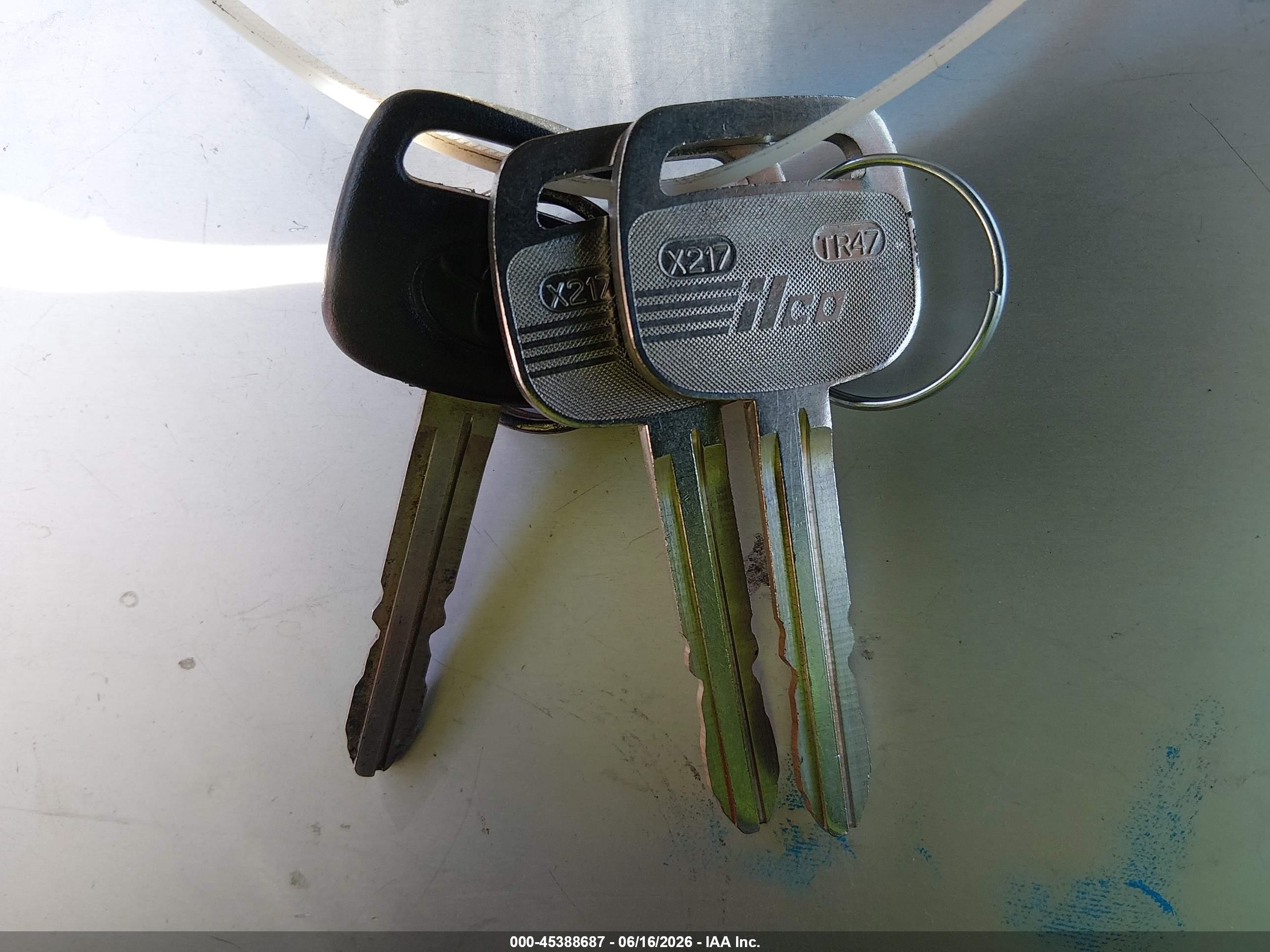 1997 Toyota Avalon Xl Белый vin: 4T1BF12B5VU170961