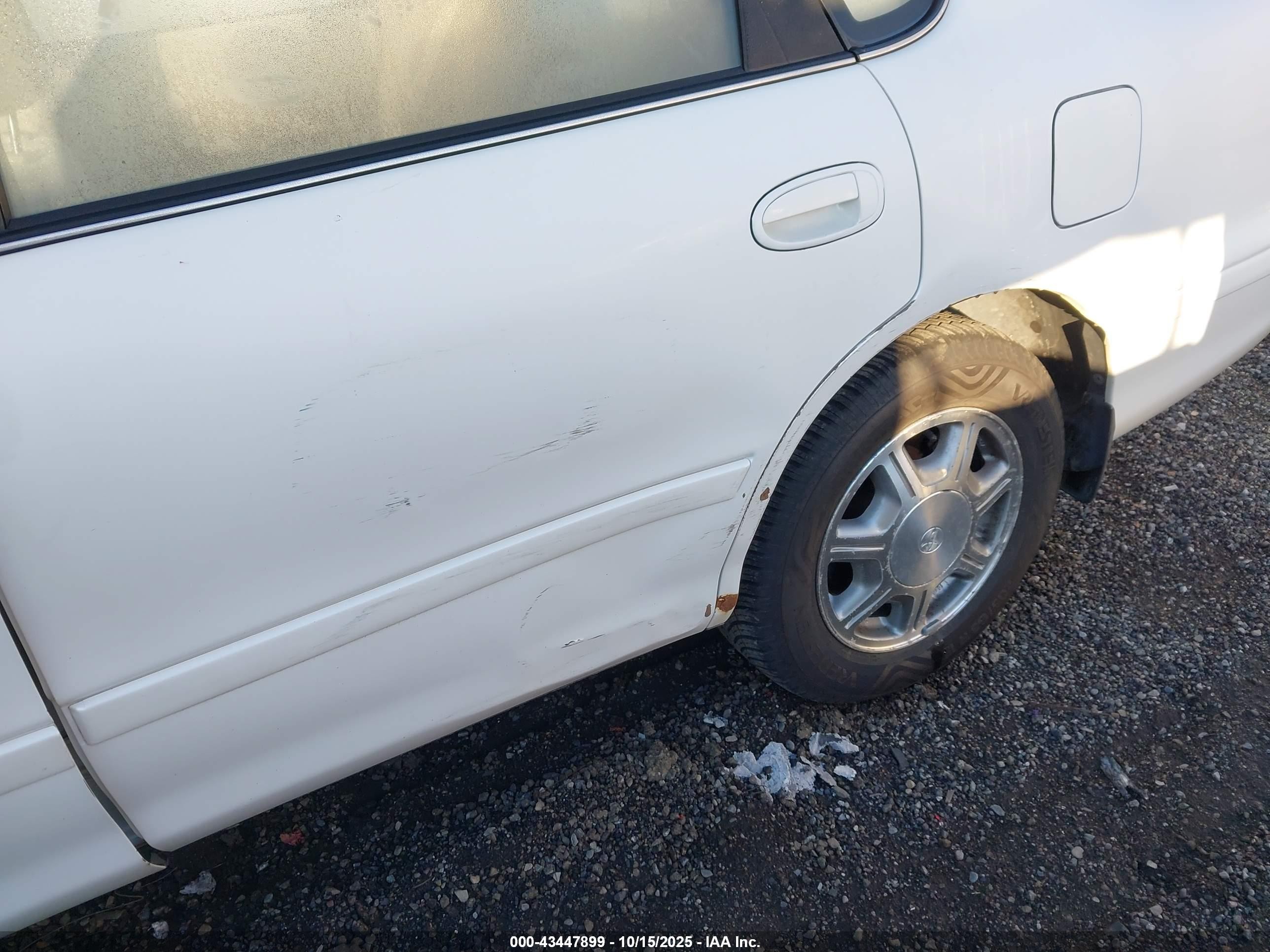 1996 Toyota Avalon Xl/xls White vin: 4T1BF12B6TU066654