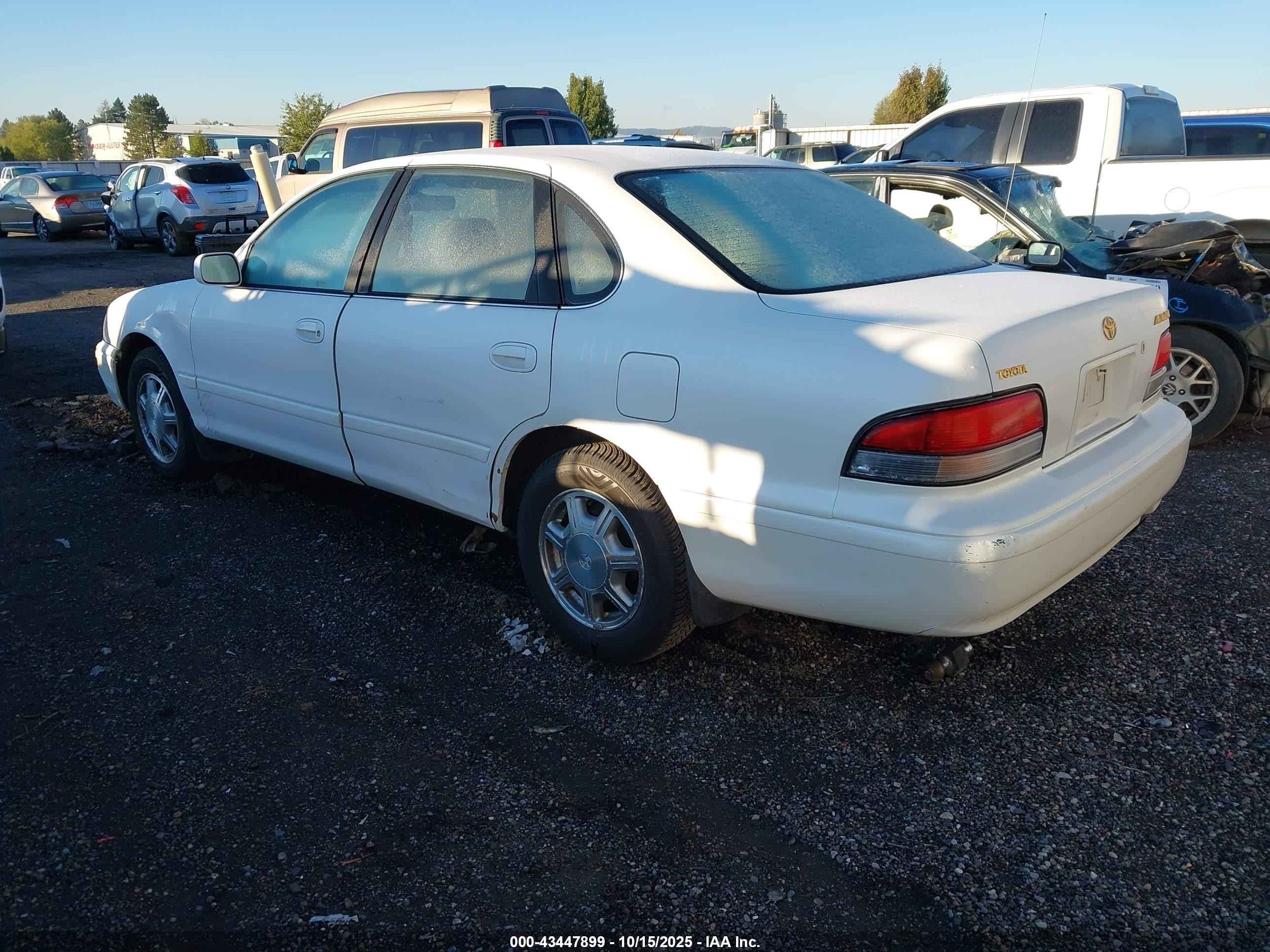 1996 Toyota Avalon Xl/xls White vin: 4T1BF12B6TU066654