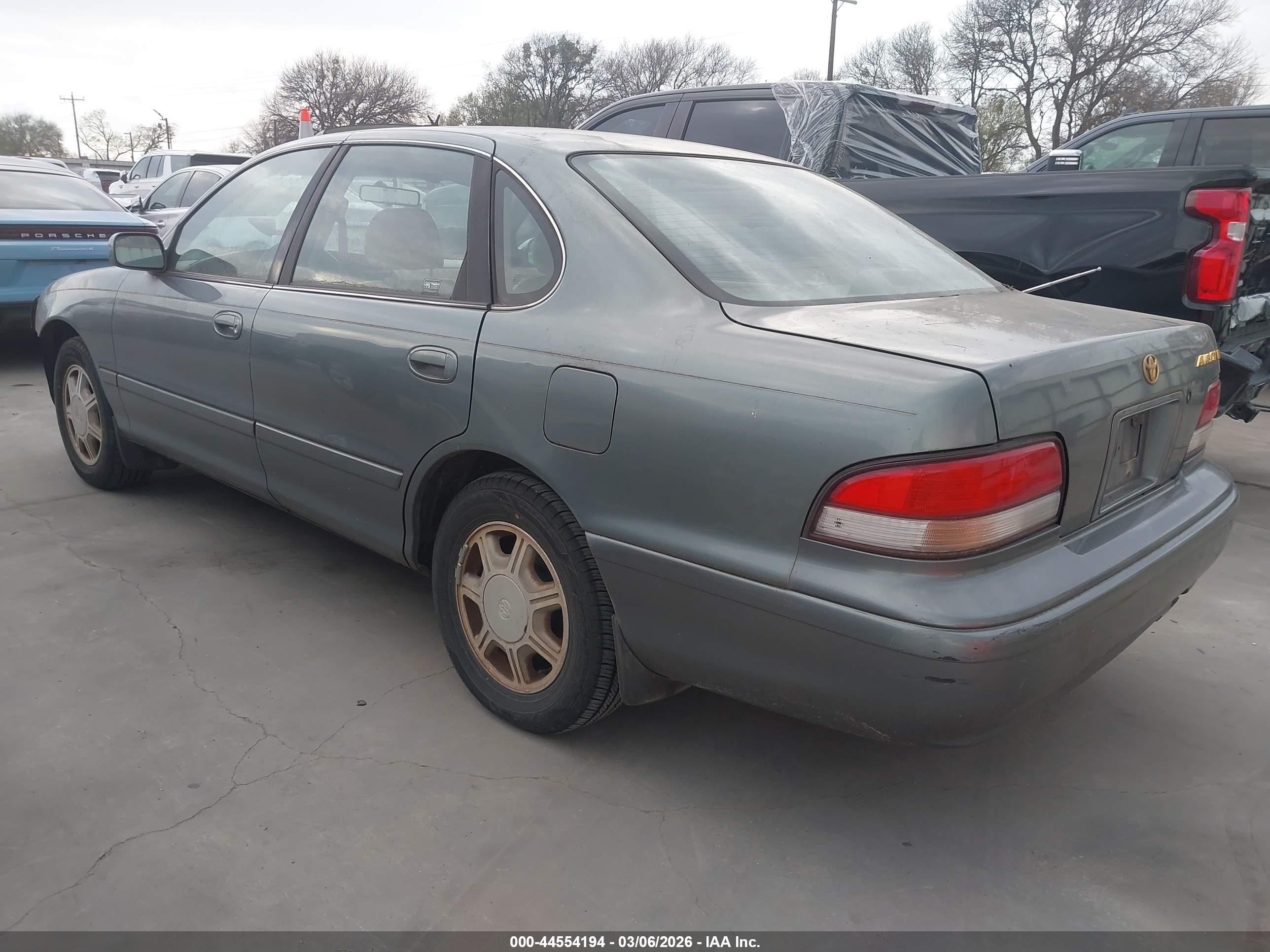 1996 Toyota Avalon Xl/xls Light Blue vin: 4T1BF12B6TU077086