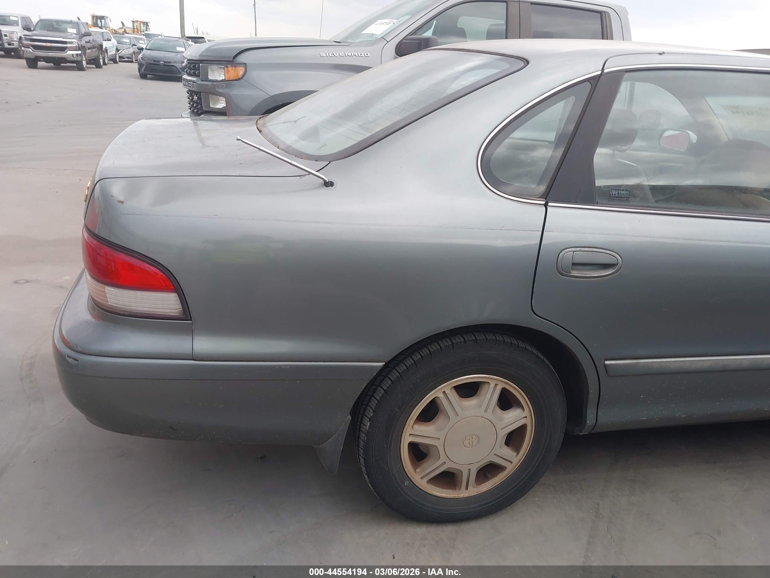 1996 Toyota Avalon Xl/xls Light Blue vin: 4T1BF12B6TU077086