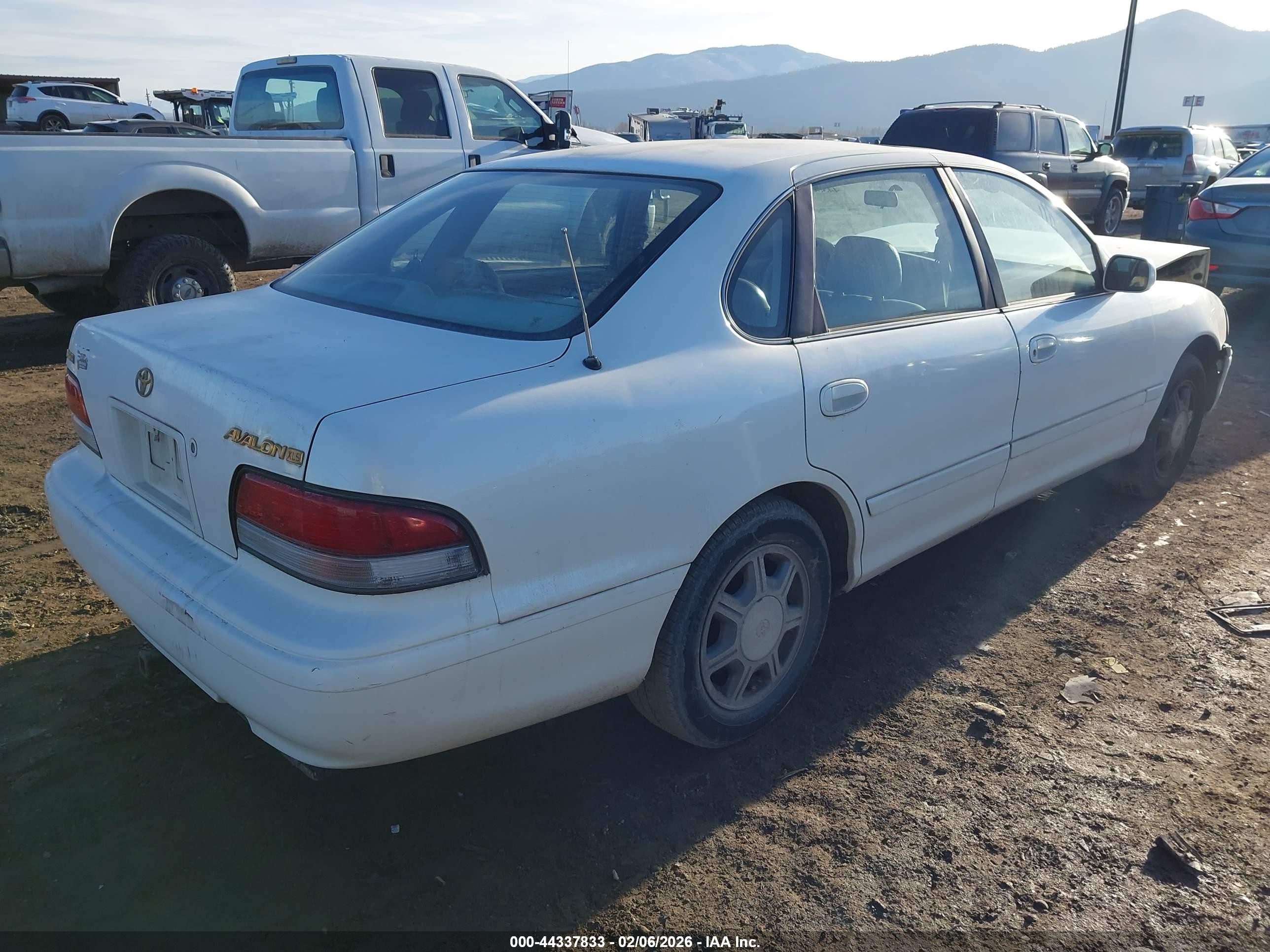 1996 Toyota Avalon Xl/xls White vin: 4T1BF12B6TU081932