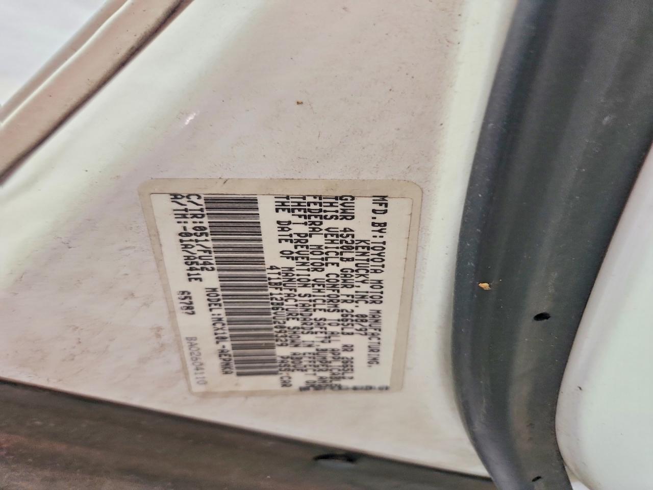 1997 Toyota Avalon Xl White vin: 4T1BF12B6VU209329