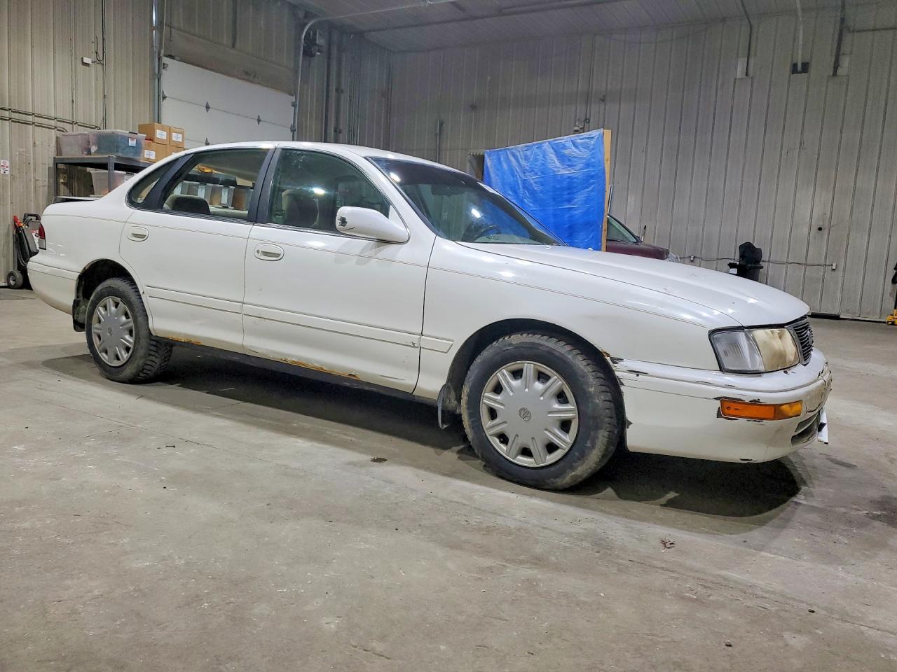 1997 Toyota Avalon Xl White vin: 4T1BF12B7VU174381