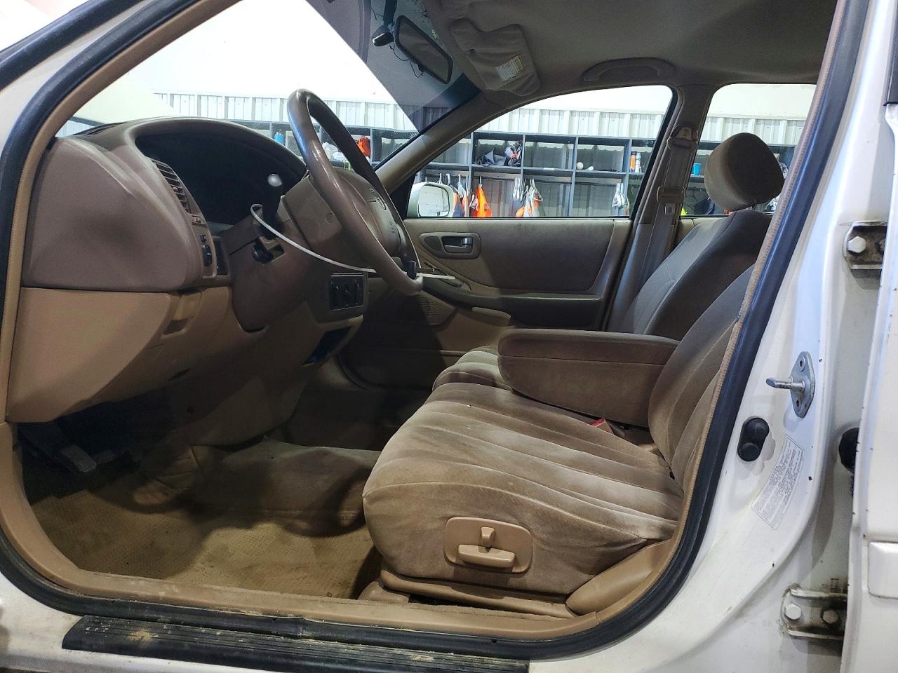 1997 Toyota Avalon Xl White vin: 4T1BF12B7VU174381