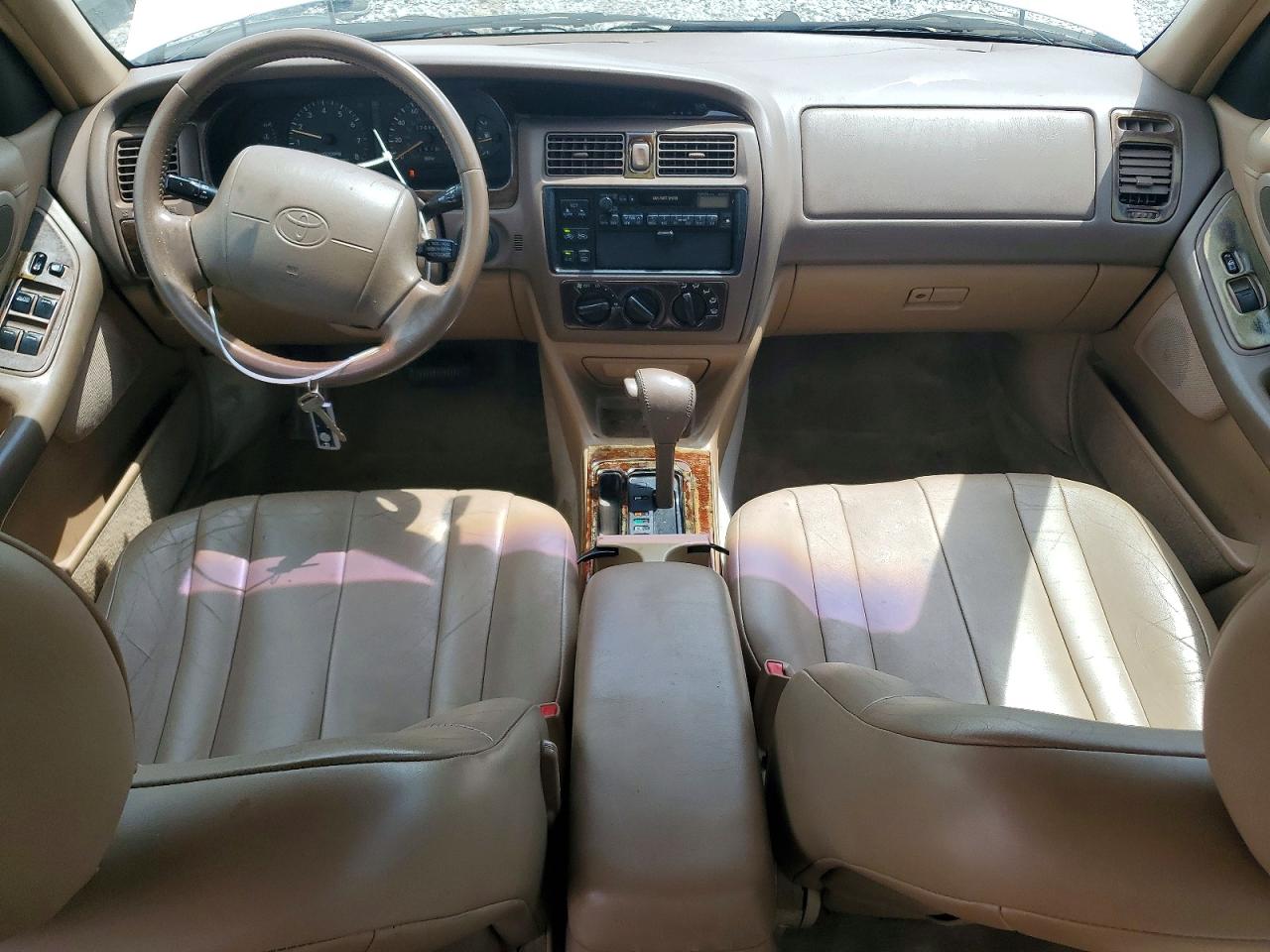 1997 Toyota Avalon Xl White vin: 4T1BF12B7VU198051