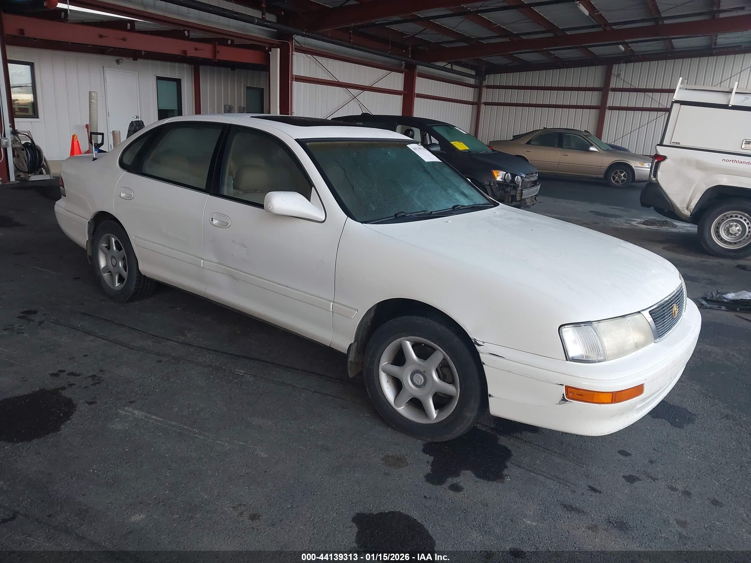 1996 Toyota Avalon Xl/xls White vin: 4T1BF12B8TU079860