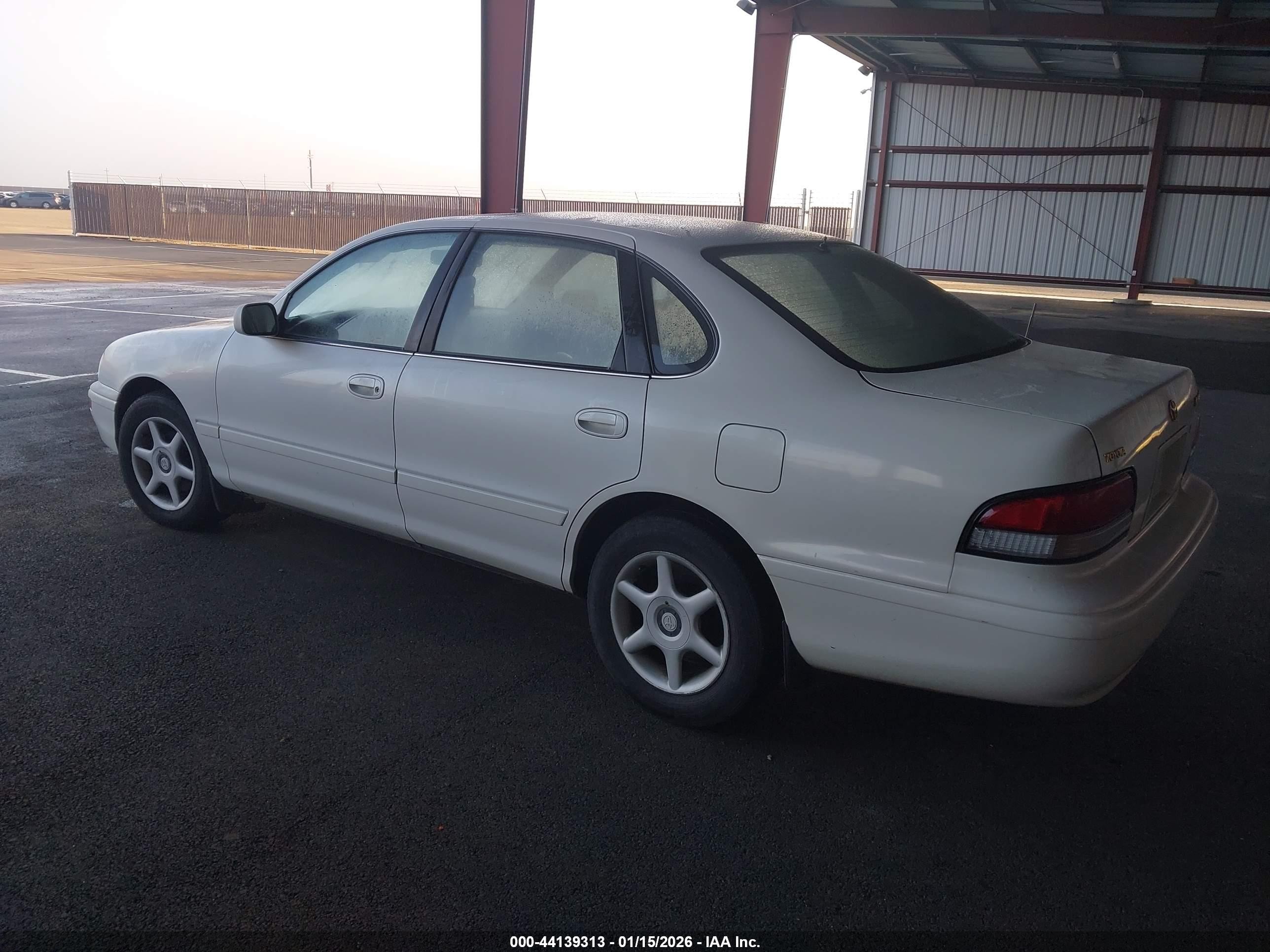 1996 Toyota Avalon Xl/xls White vin: 4T1BF12B8TU079860