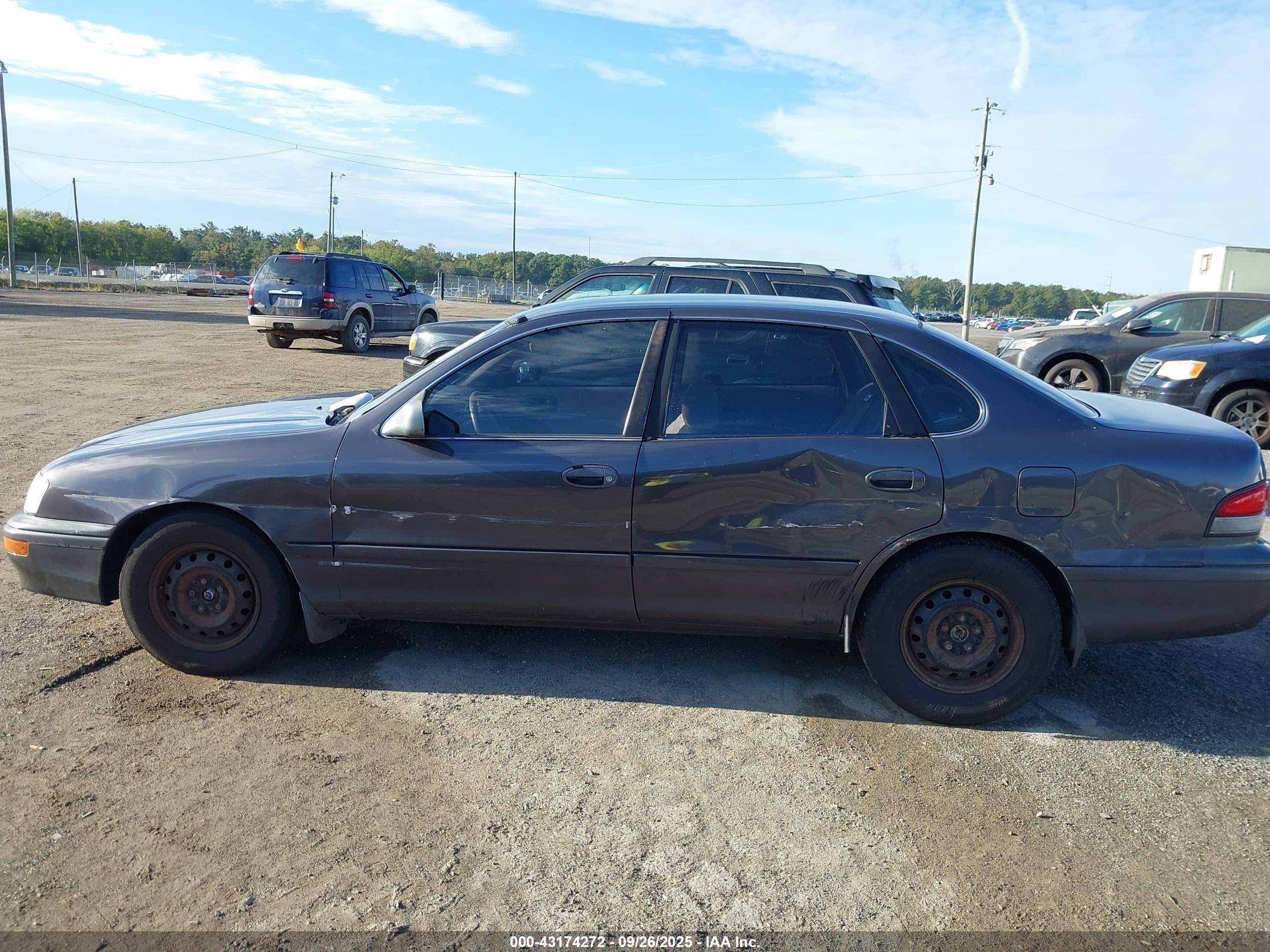 1996 Toyota Avalon Xl/xls Gray vin: 4T1BF12B8TU089532
