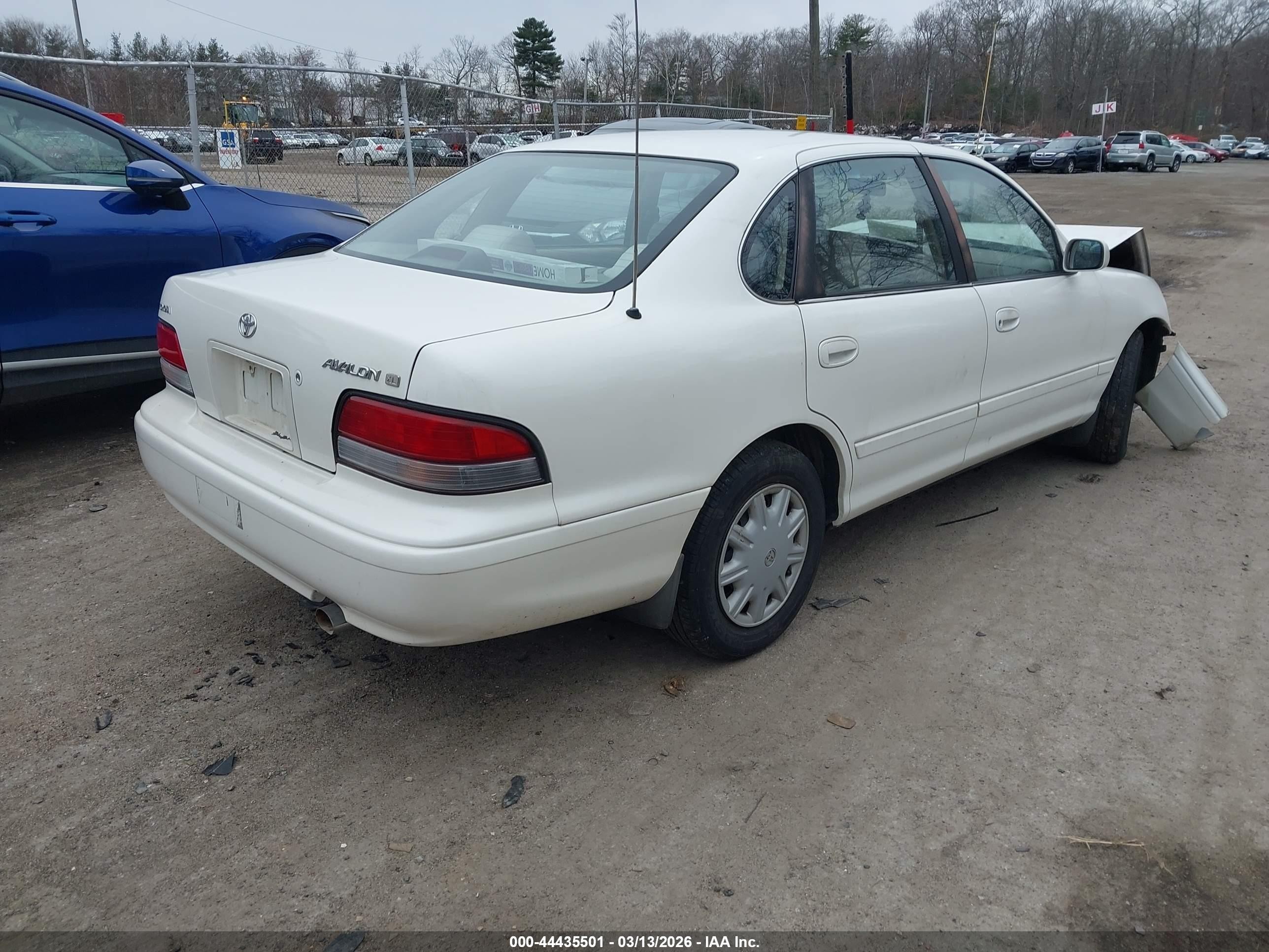 1996 Toyota Avalon Xl/xls White vin: 4T1BF12B8TU101680