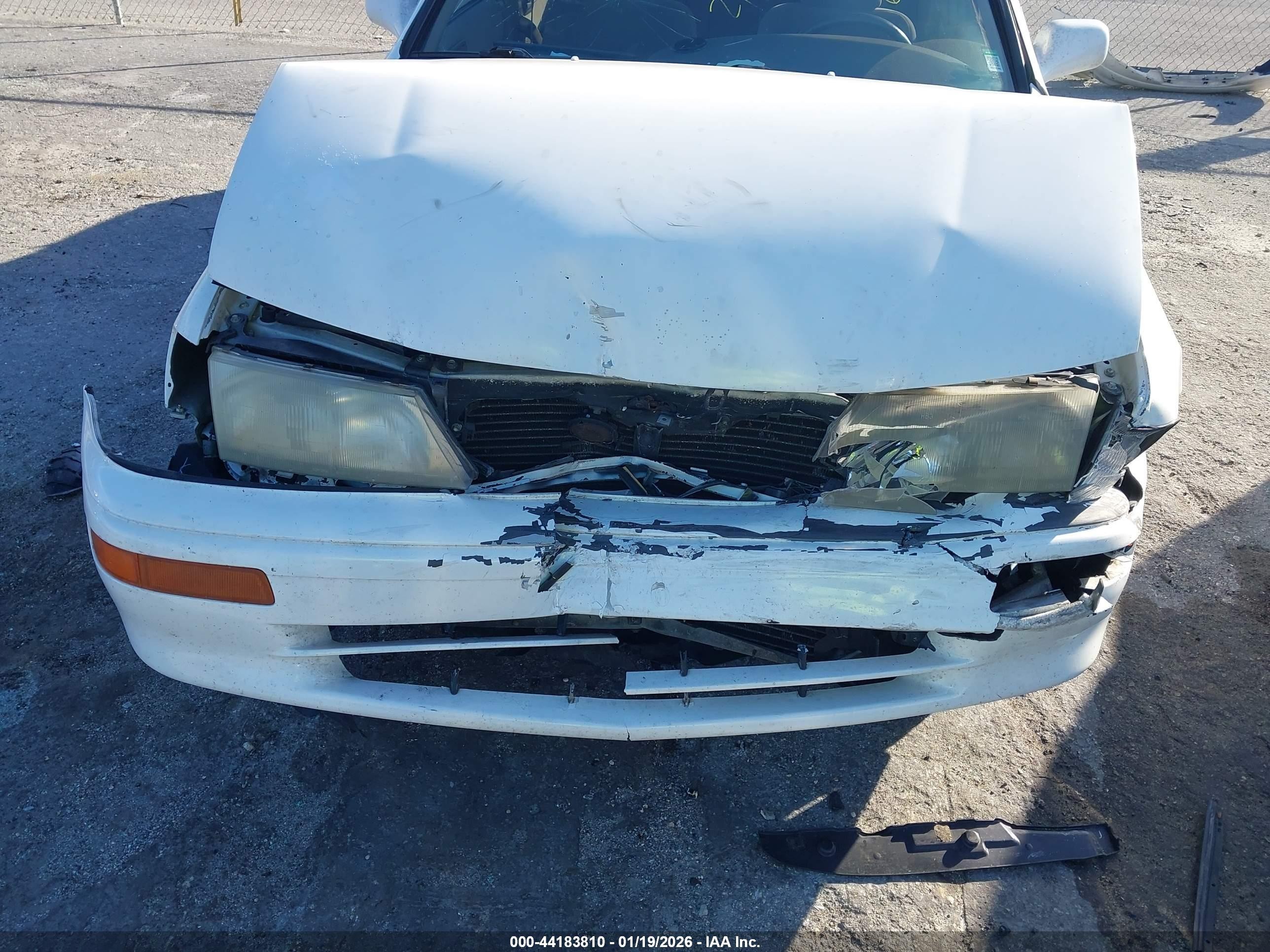 1996 Toyota Avalon Xl/xls White vin: 4T1BF12B8TU106247