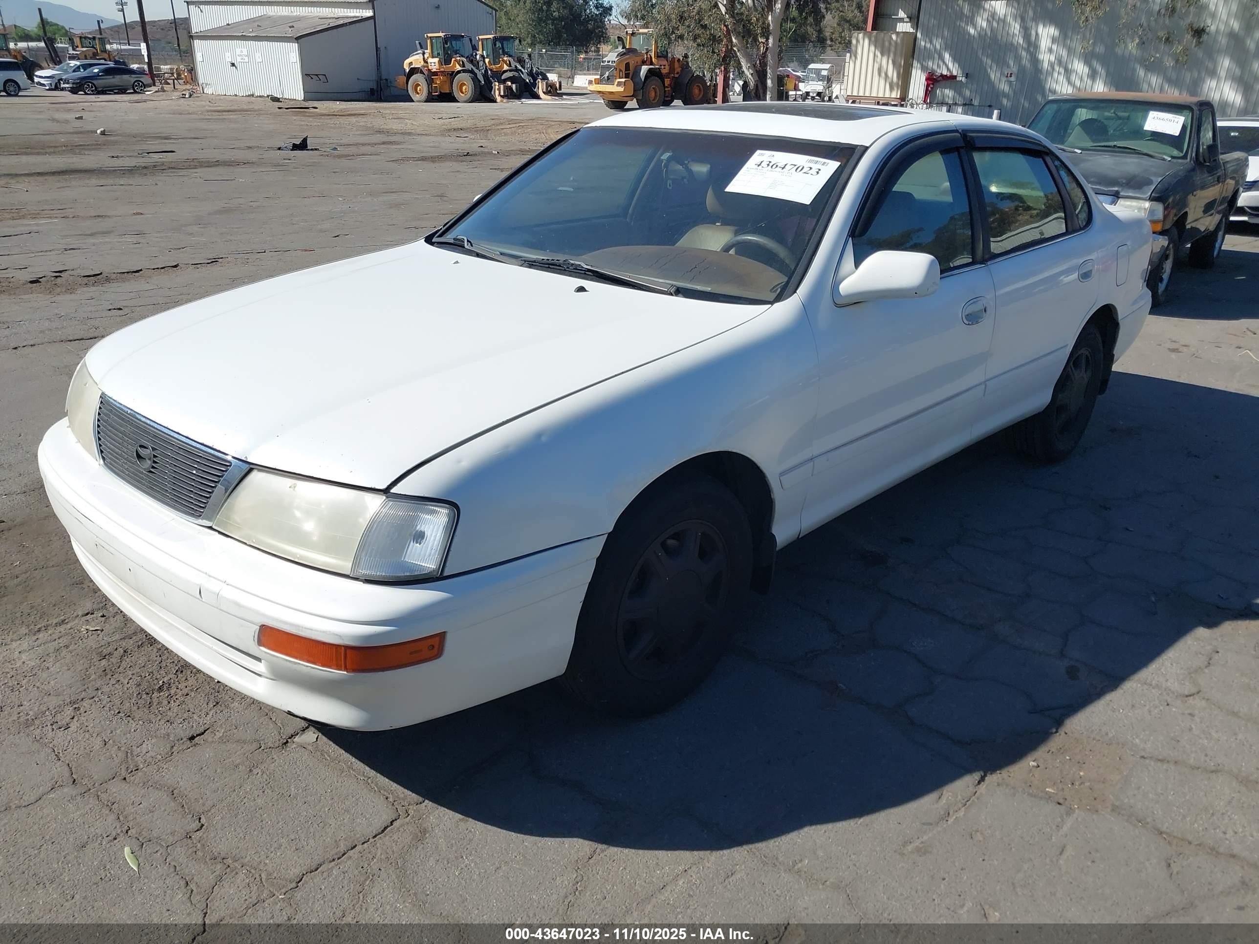 1996 Toyota Avalon Xl/xls Белый vin: 4T1BF12B9TU120593