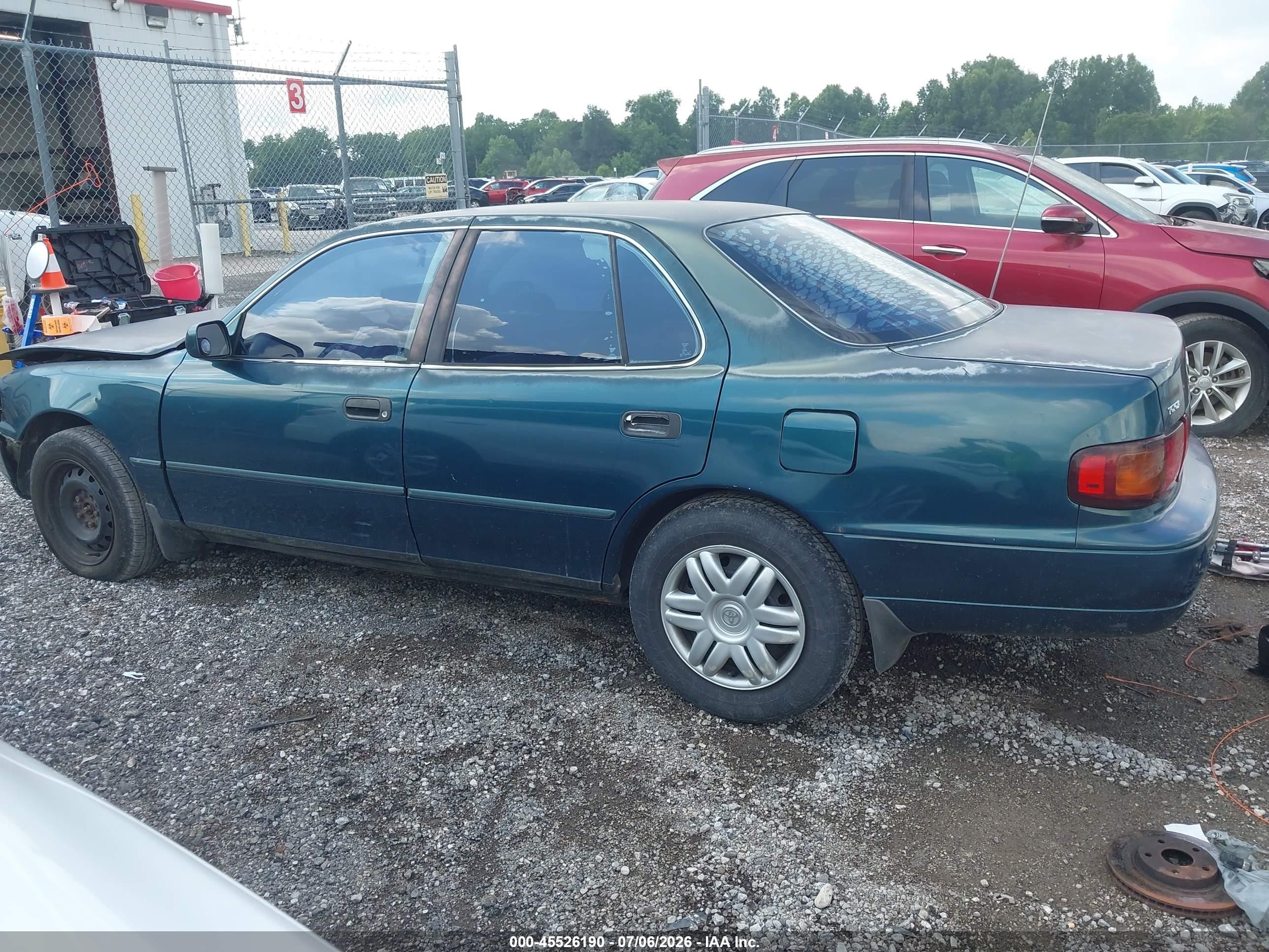1996 Toyota Camry Le/xle/se Green vin: 4T1BF12K0TU866978