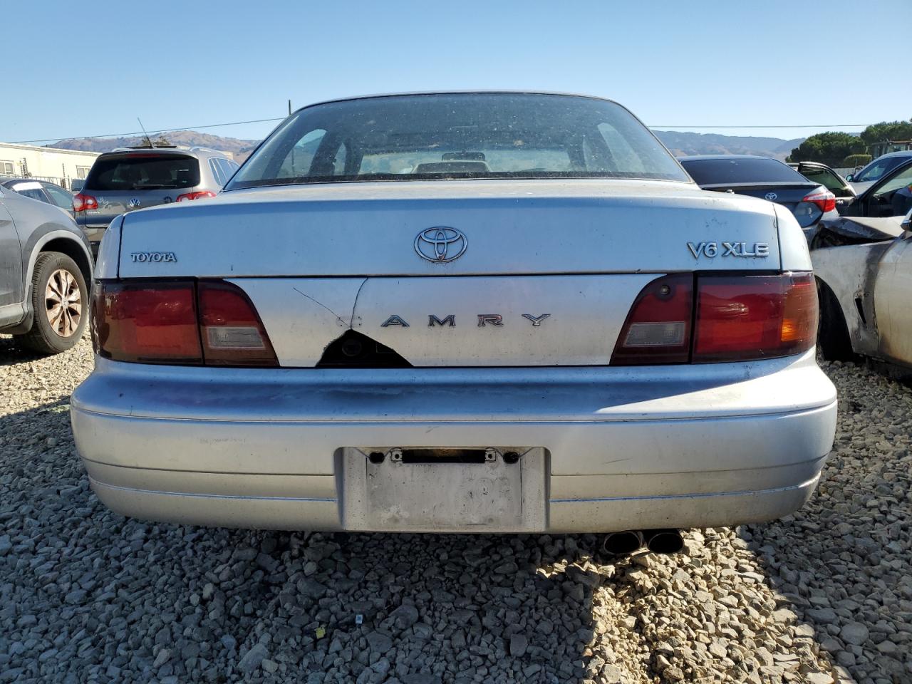 1996 Toyota Camry Le Silver vin: 4T1BF12K1TU133726