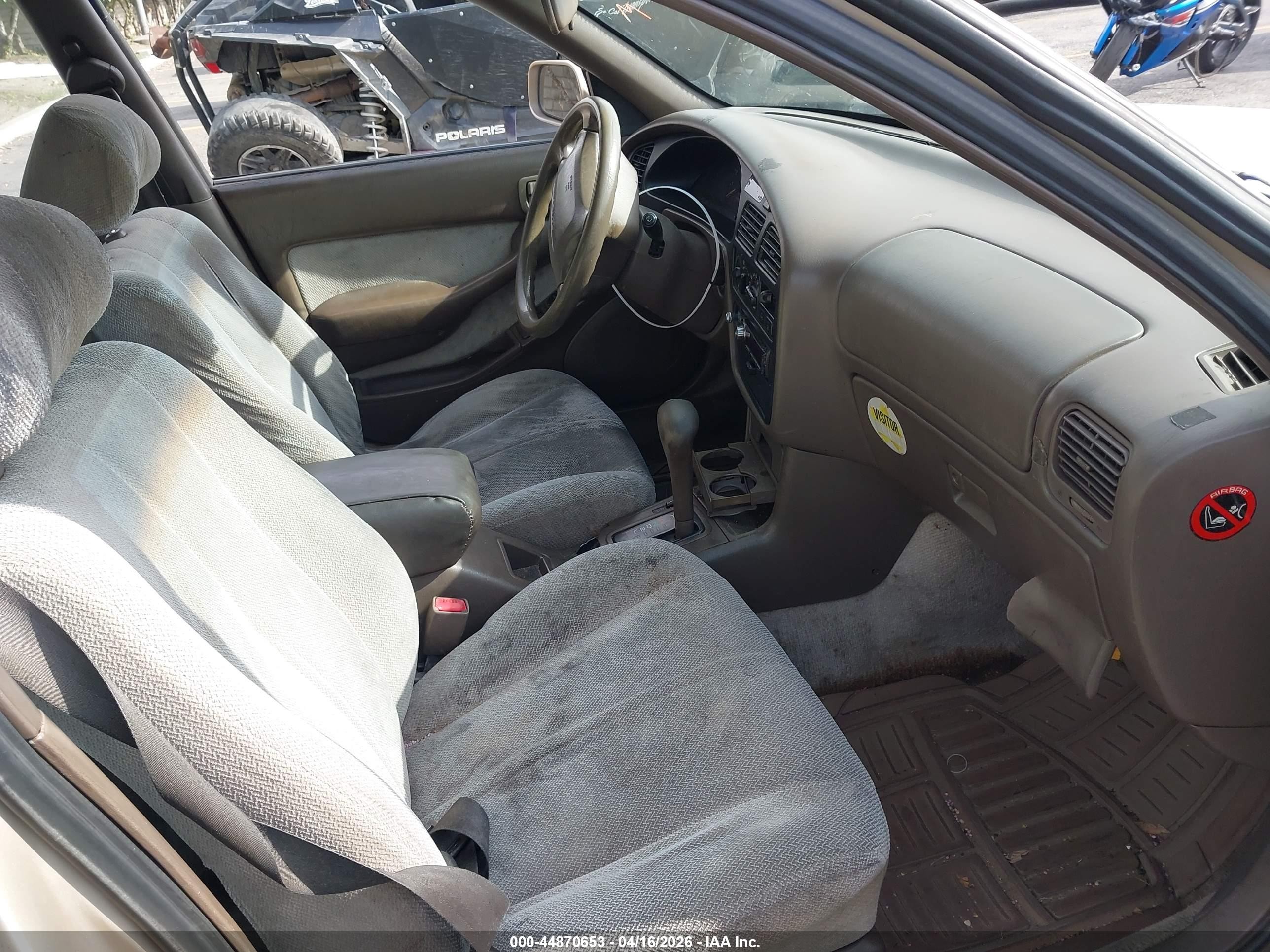 1996 Toyota Camry Le/xle/se Gold vin: 4T1BF12K2TU122170