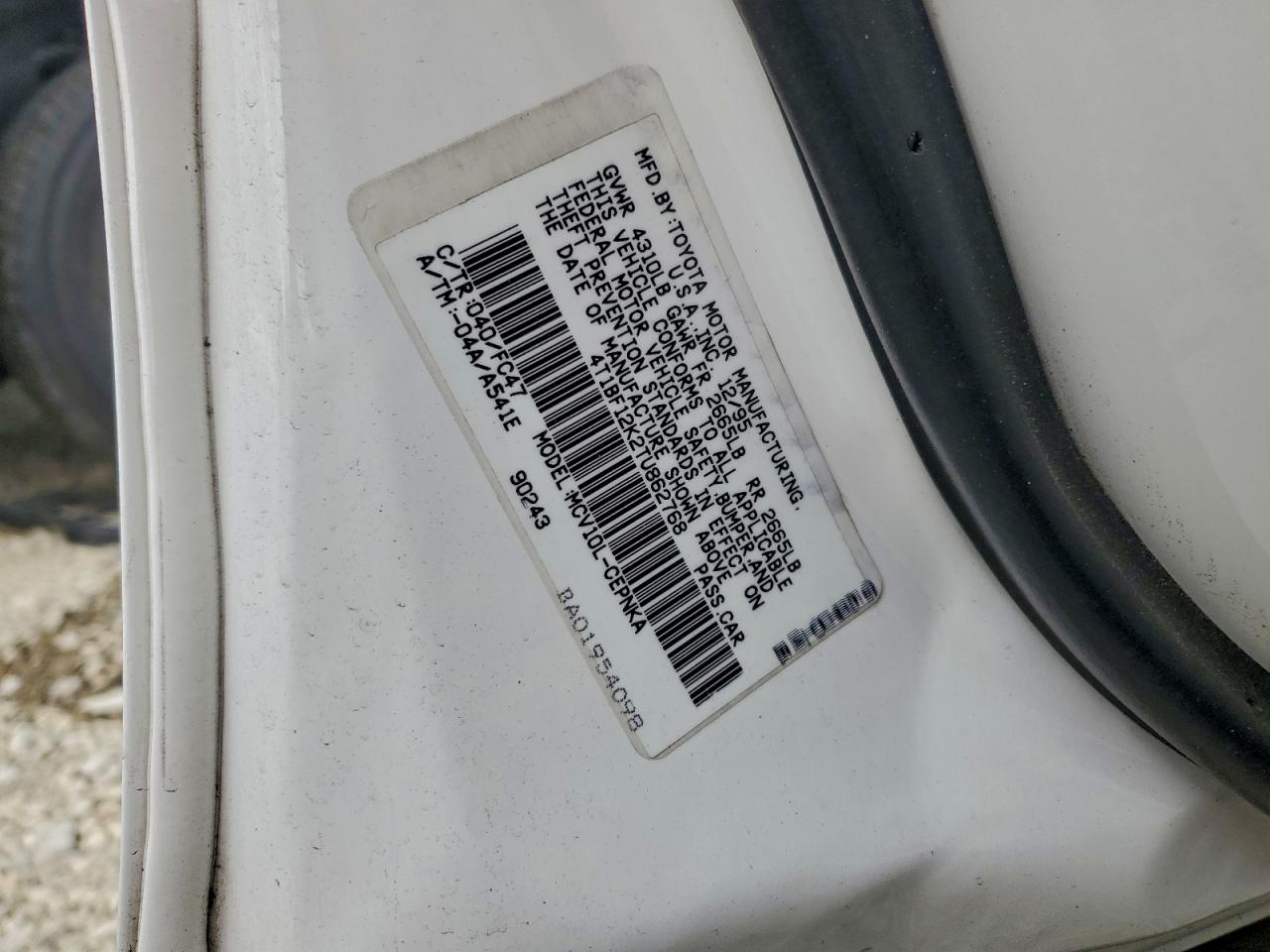 1996 Toyota Camry Le White vin: 4T1BF12K2TU862768