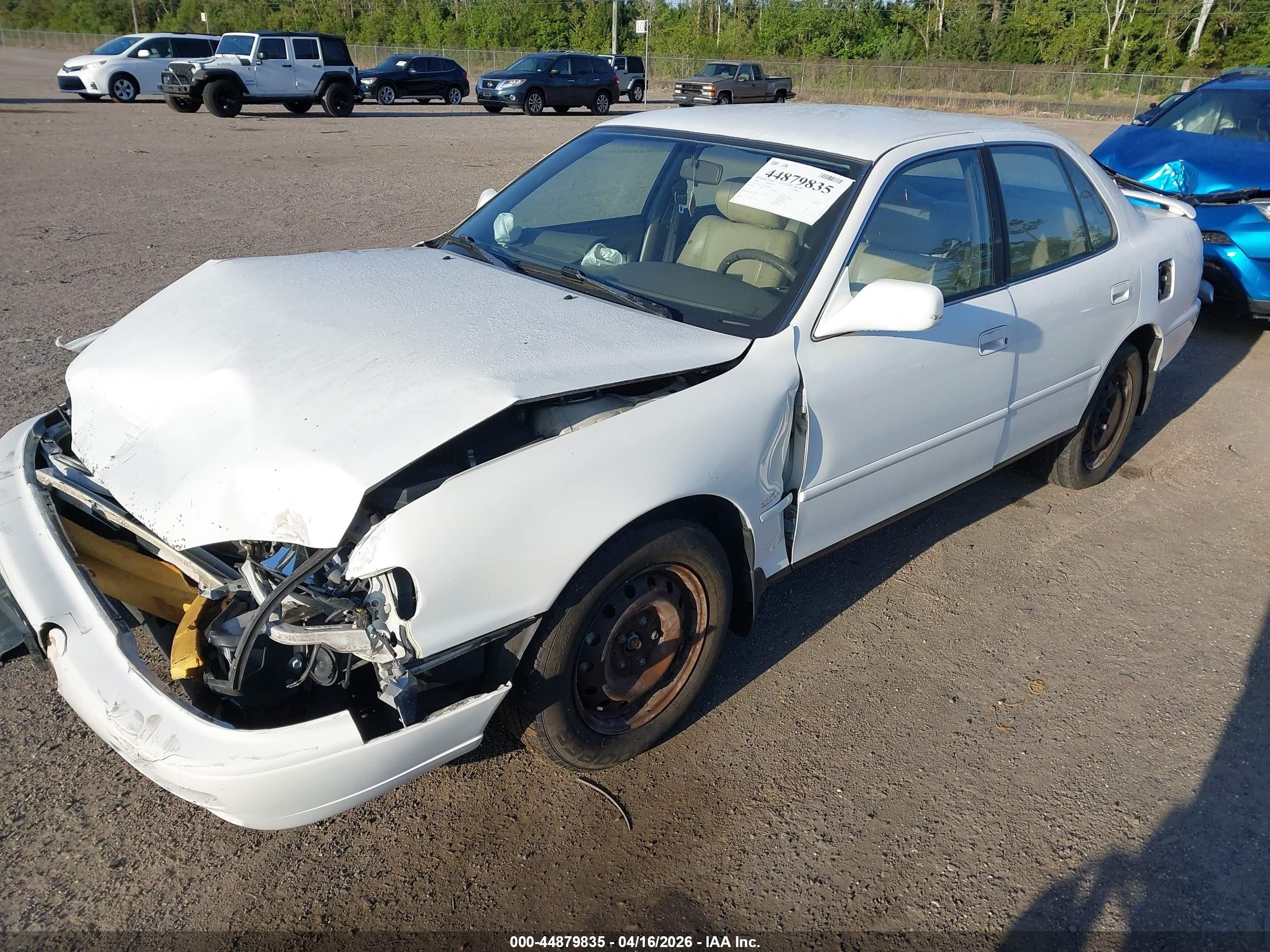 1996 Toyota Camry Le/xle/se White vin: 4T1BF12K3TU868630