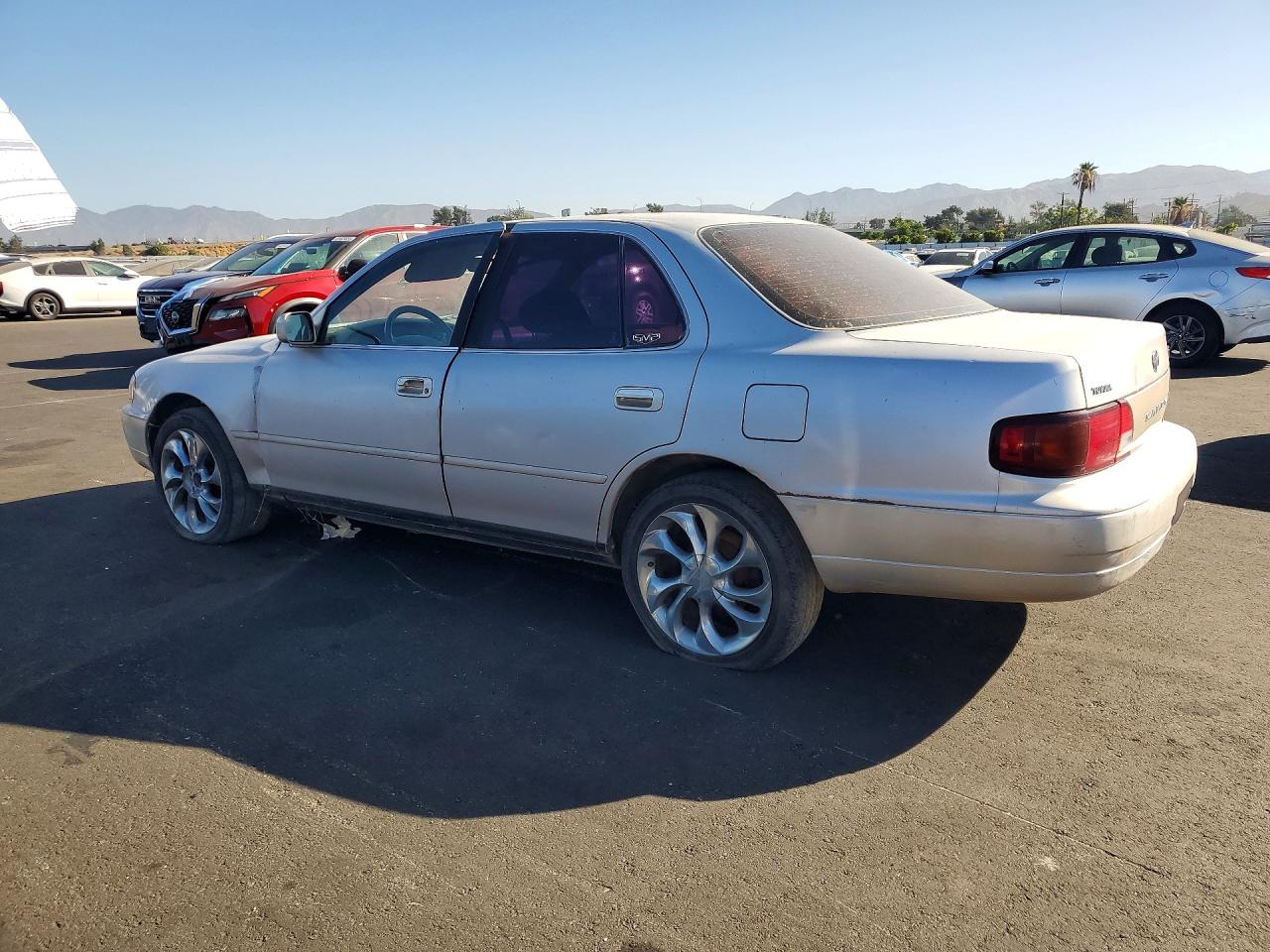 1996 Toyota Camry Le V6 Tan vin: 4T1BF12K4TU120842