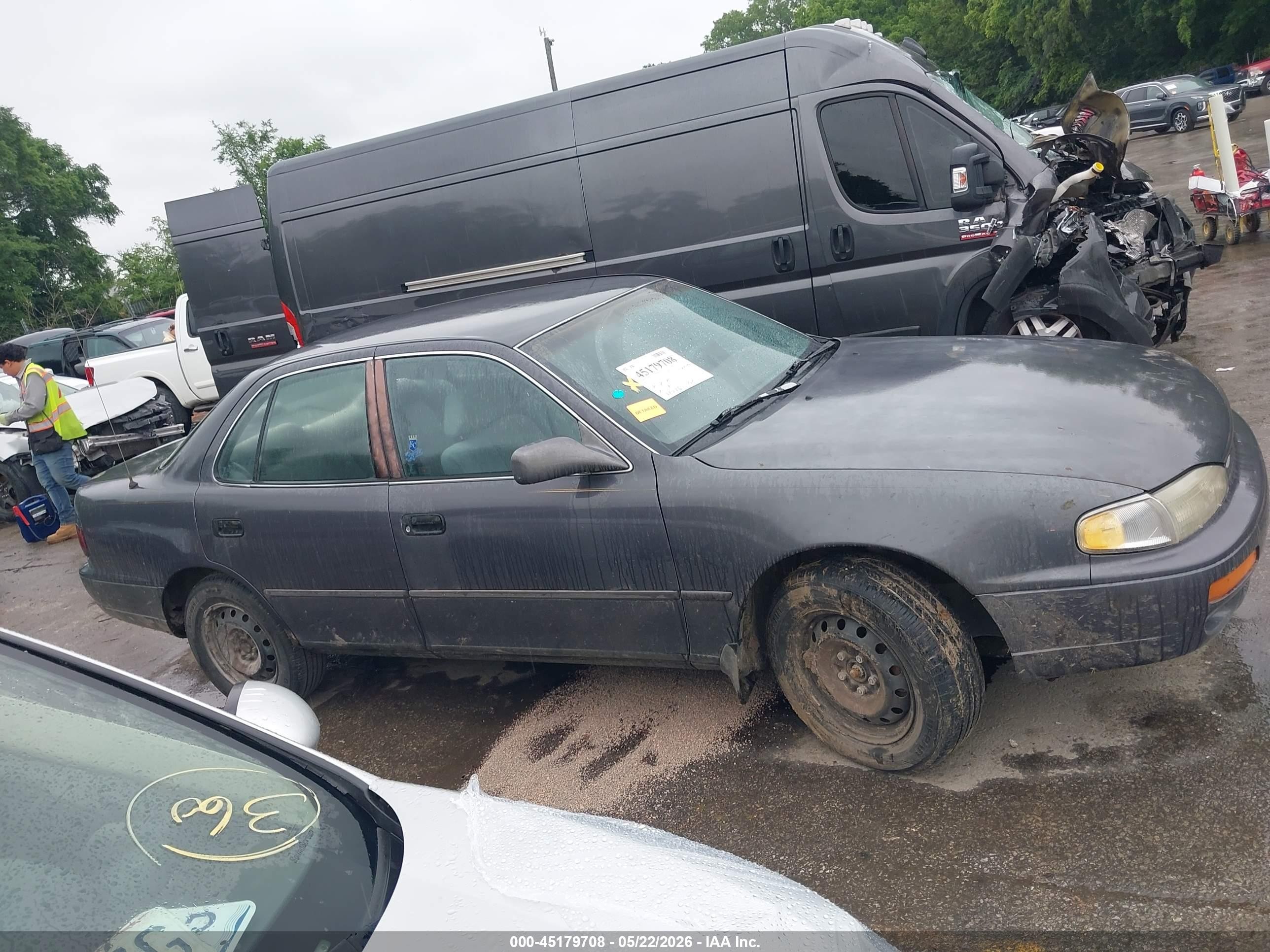 1996 Toyota Camry Le/xle/se Gray vin: 4T1BF12K5TU869407